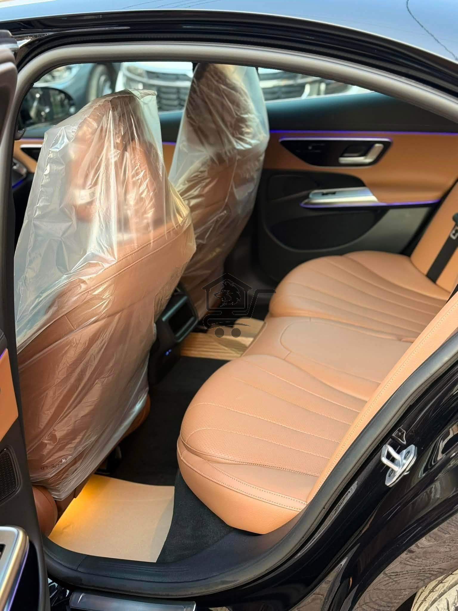 Mercedes-Benz E200 2026 - الصورة 10