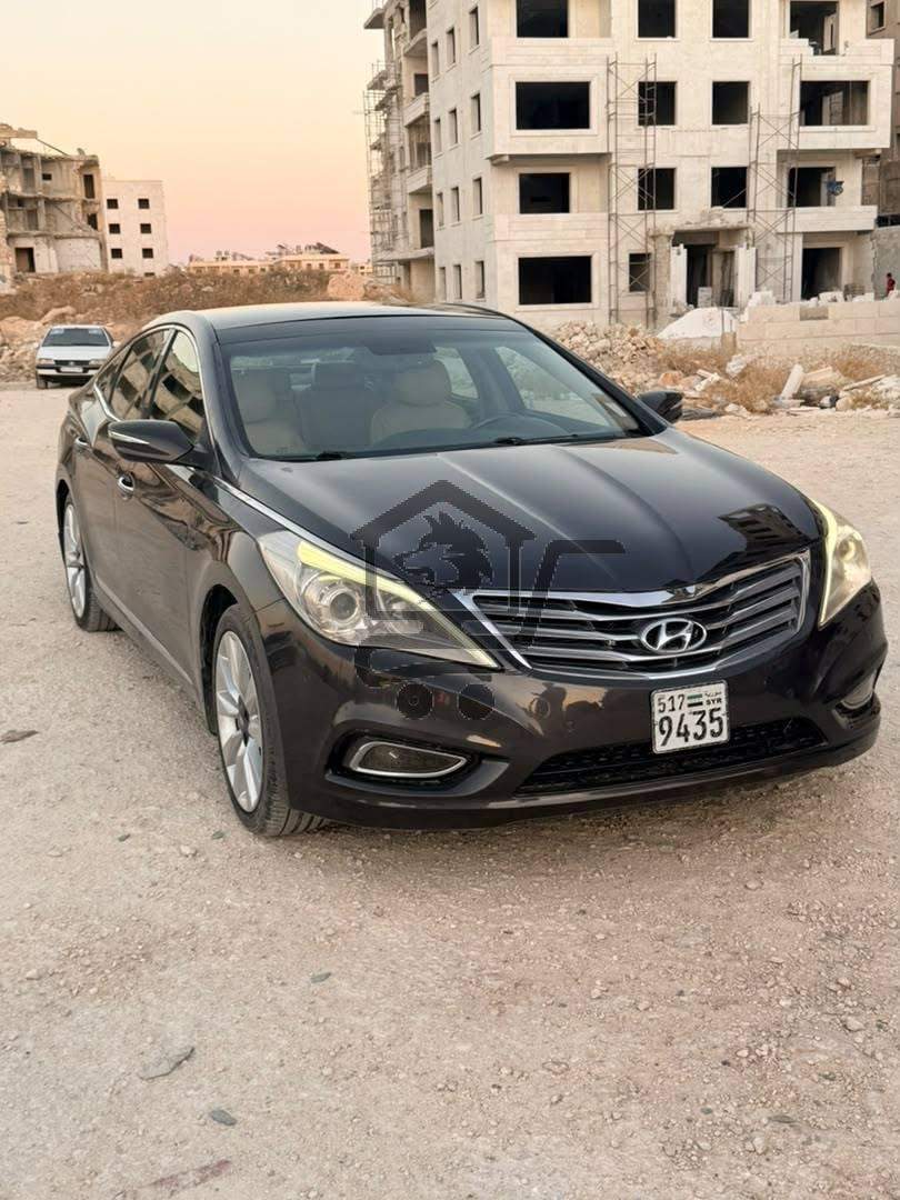 أزيرا غرانديور 2014 - الصورة 1