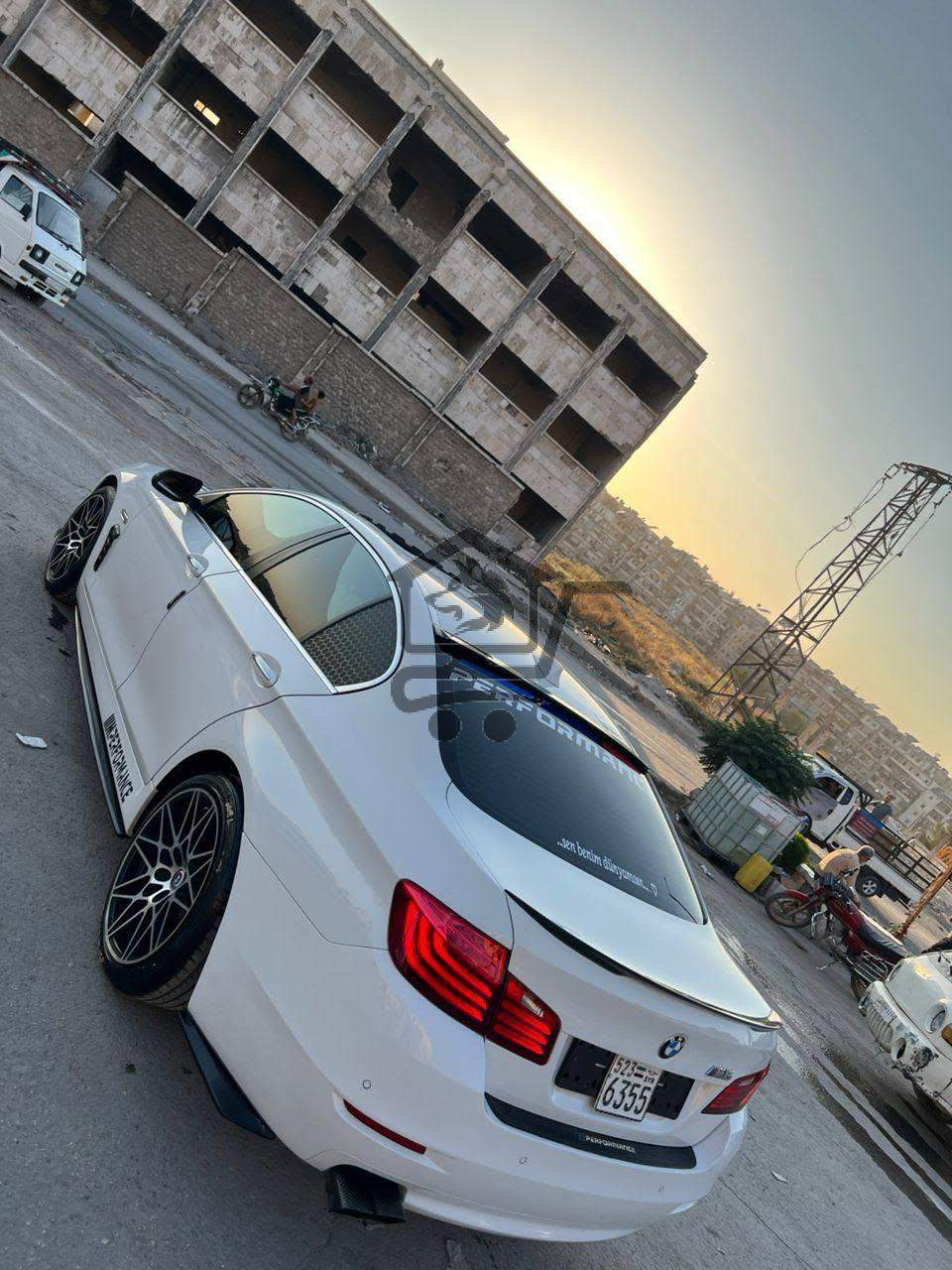 BMW F10 2014 - الصورة 4