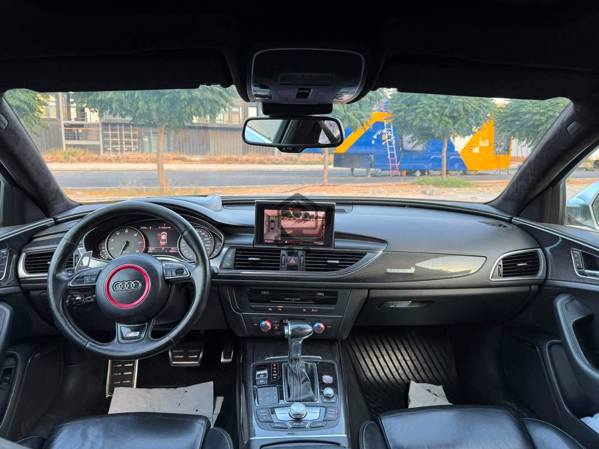 AUDI S6 - الصورة 4