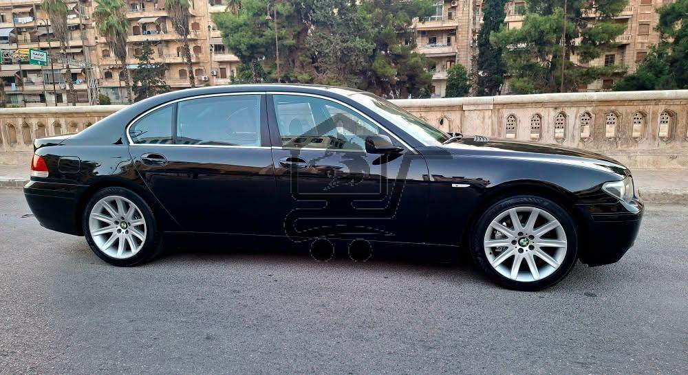 BMW 745Li 2002 - الصورة 6
