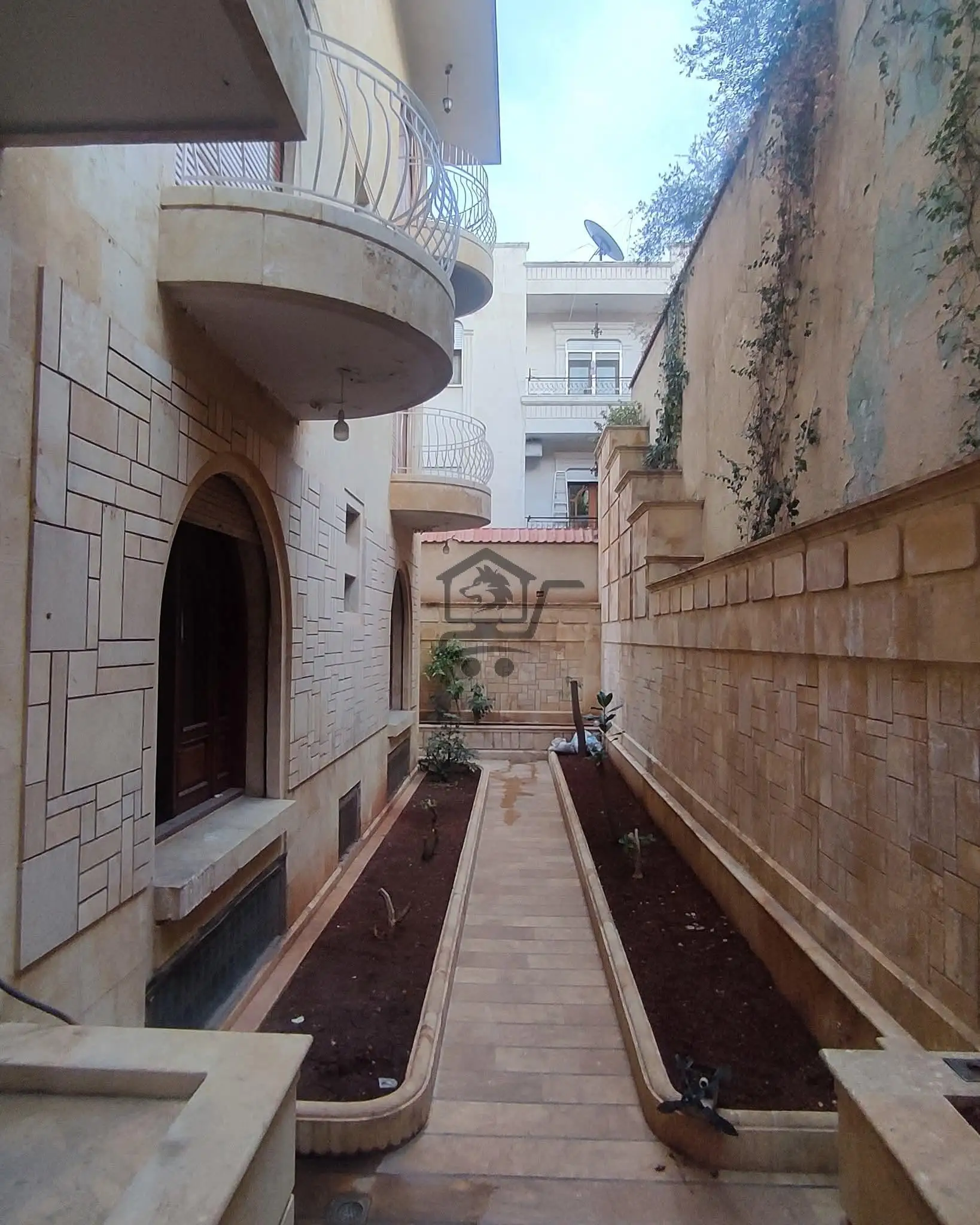 منزل في الشهباء للبيع - الصورة 6