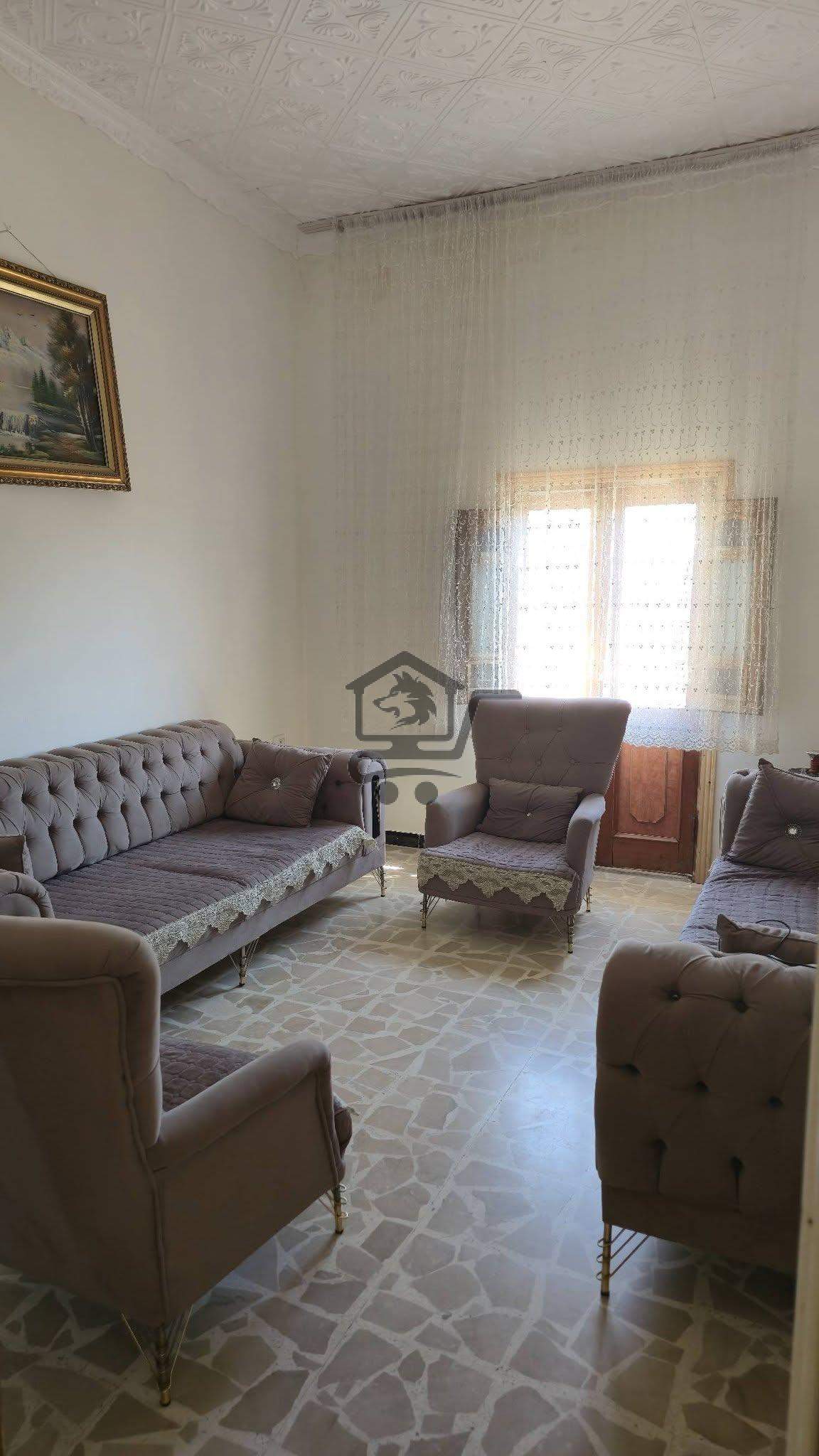 شقة للبيع بسعر جيد - الصورة 1