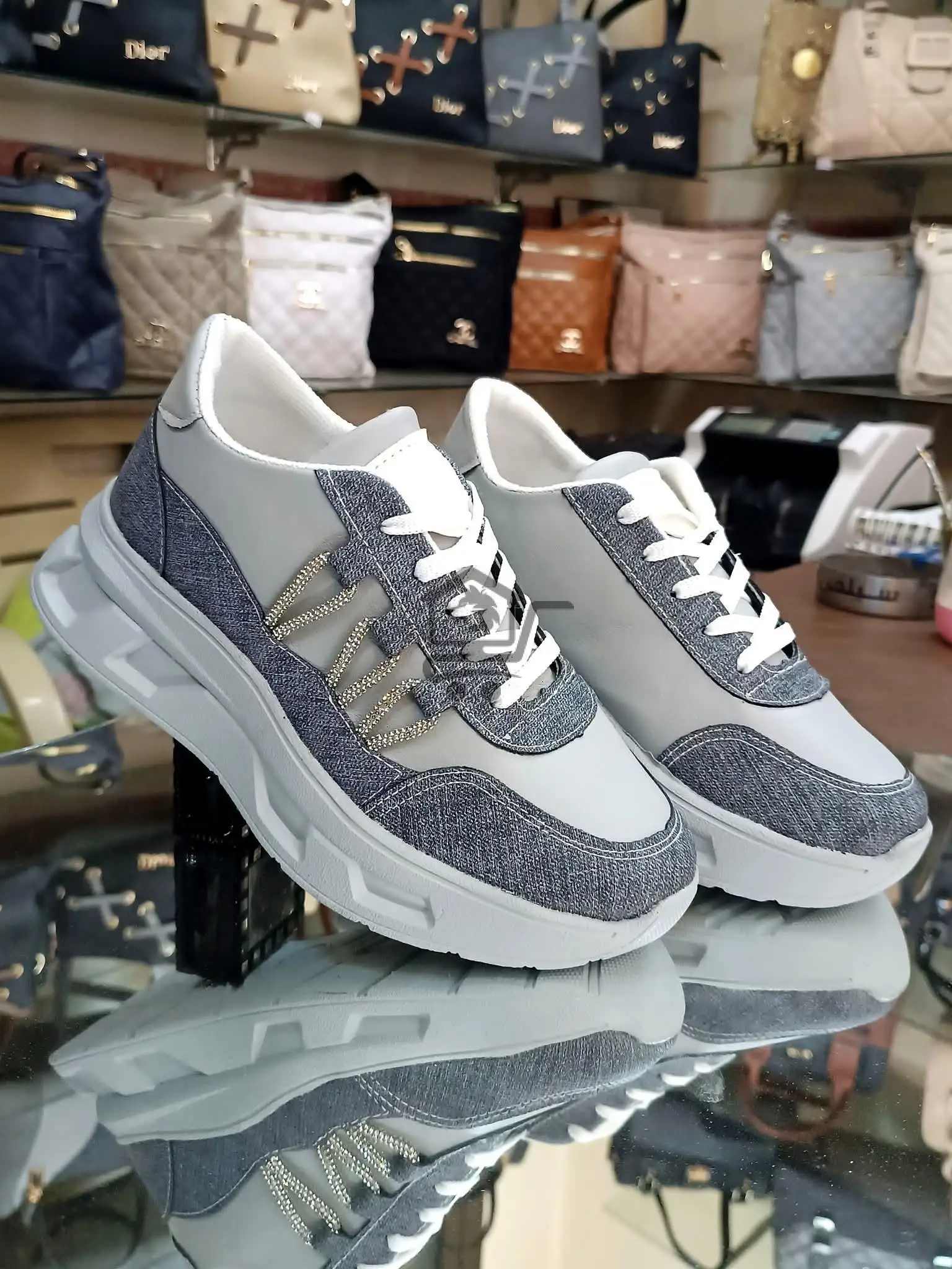 بوط طبي بقمة الاناقة - الصورة 4