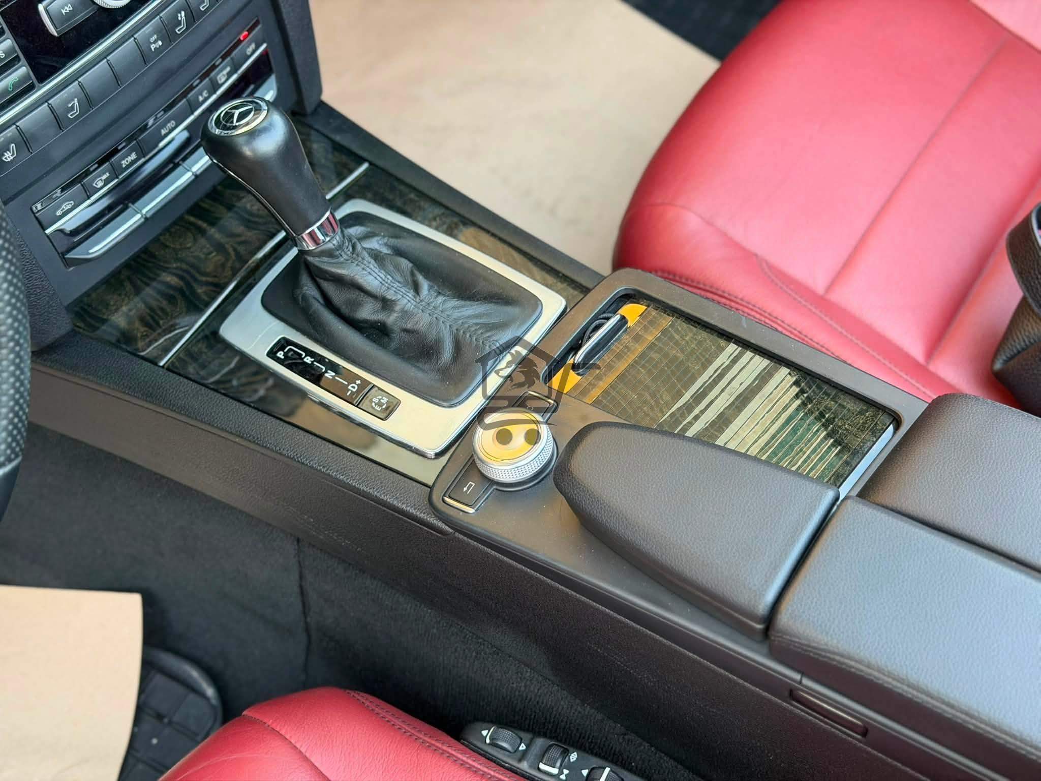Mercedes-Benz E250 Cabriolet - الصورة 9