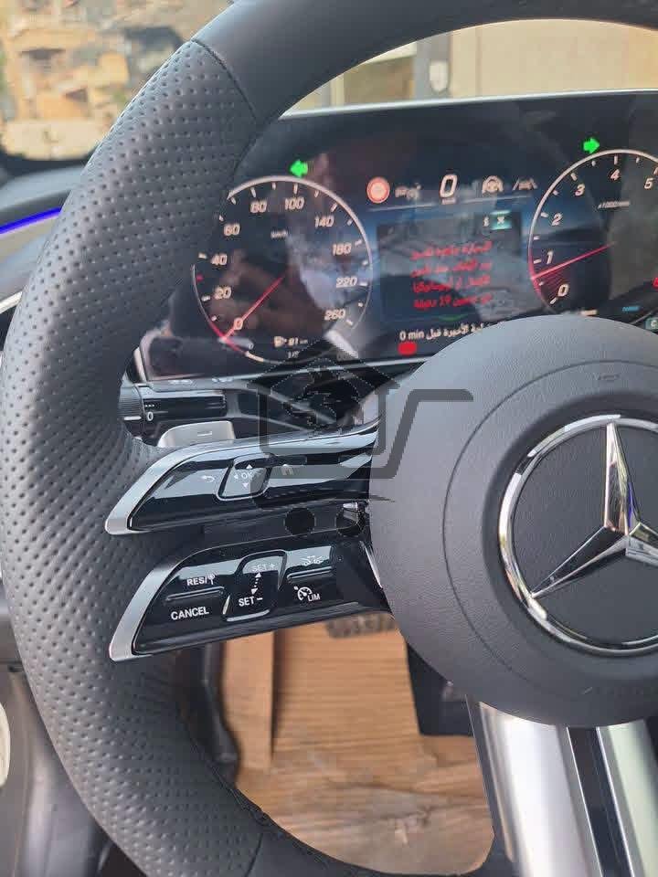 Mercedes E300 4Matic - الصورة 7
