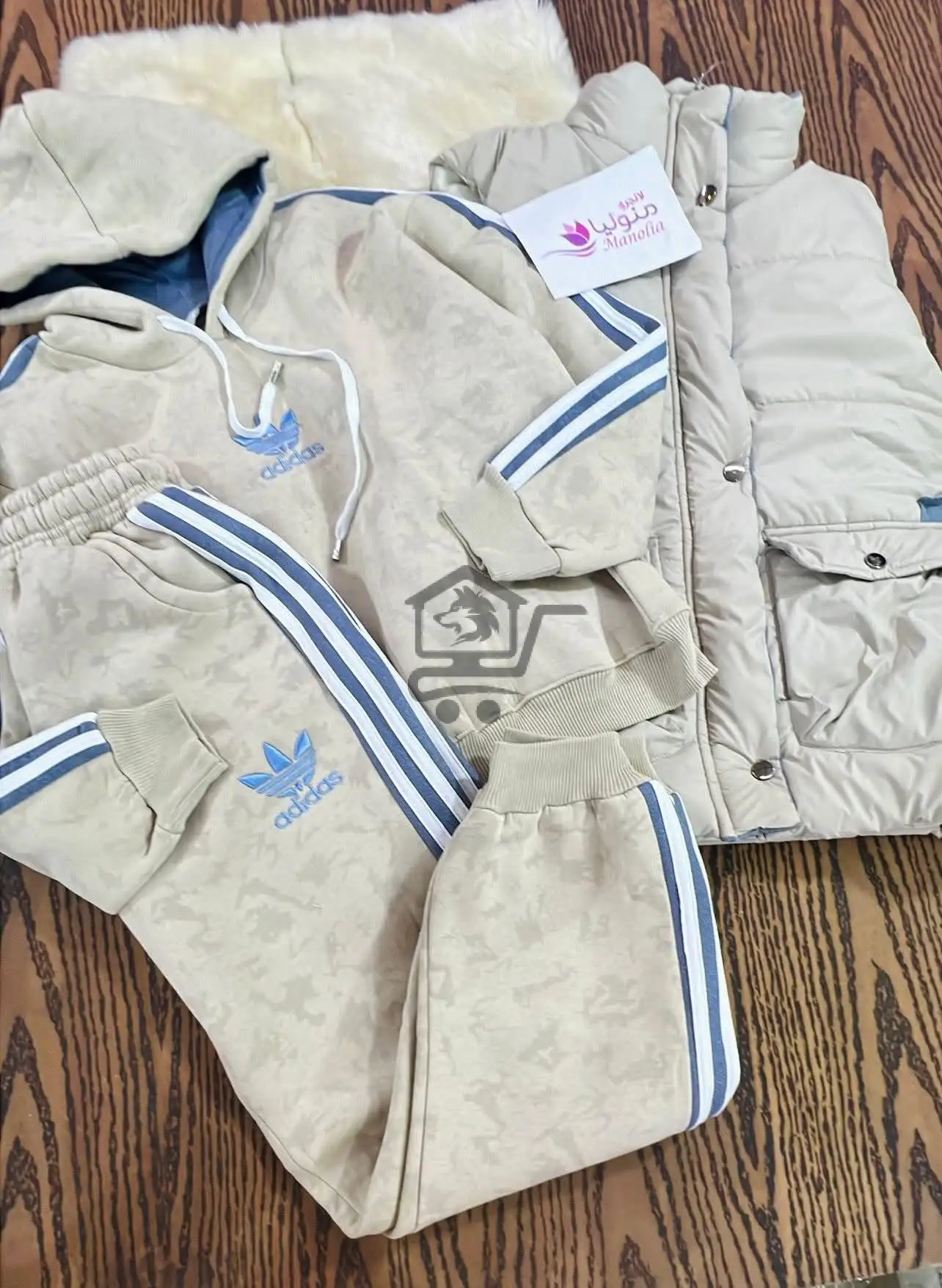 بيجامة من منوليا - الصورة 2