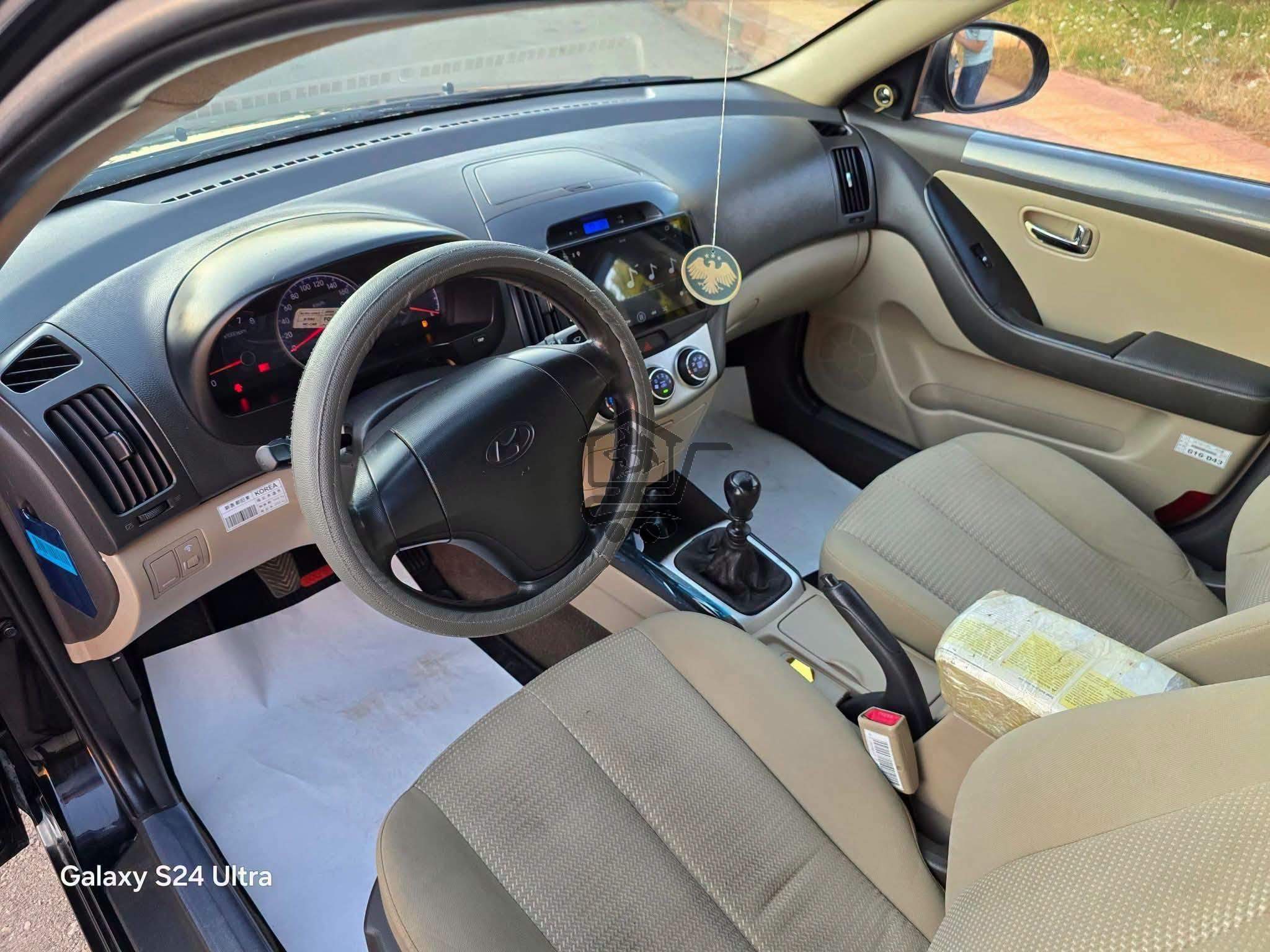 Hyundai Elantra 2011 - الصورة 7