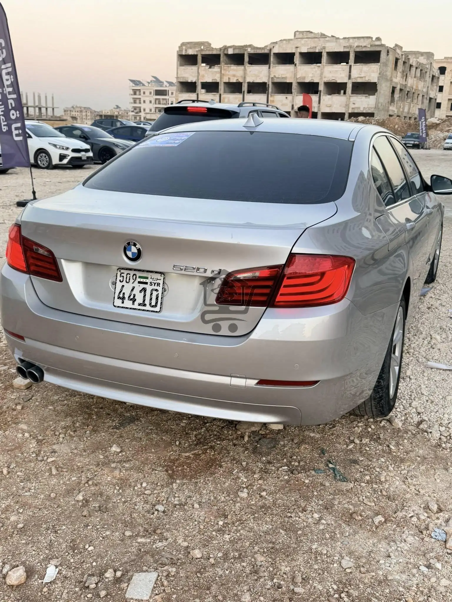 بي ام دبليو  520d 2011 - الصورة 7