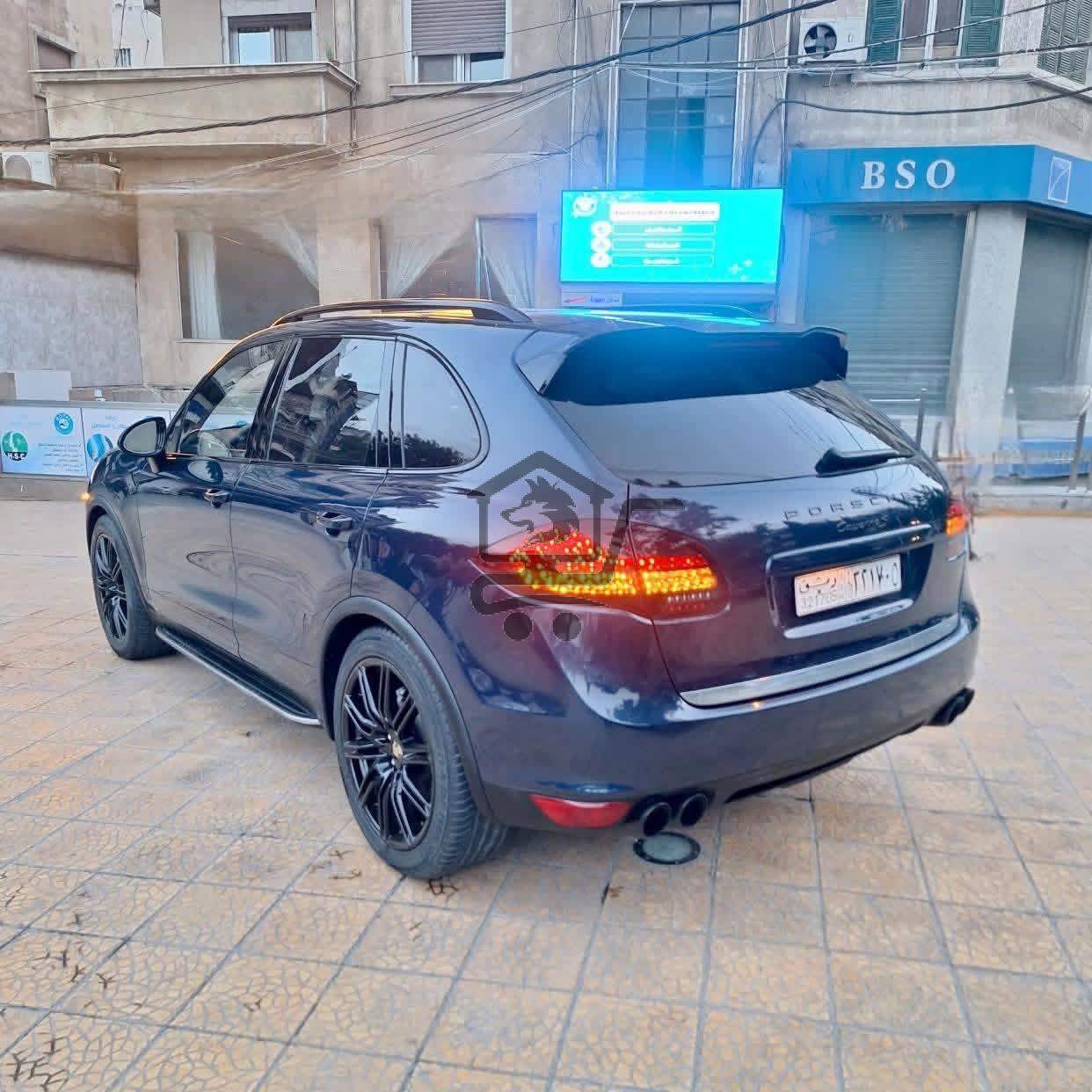 Porsche Cayenne 2011 - الصورة 4