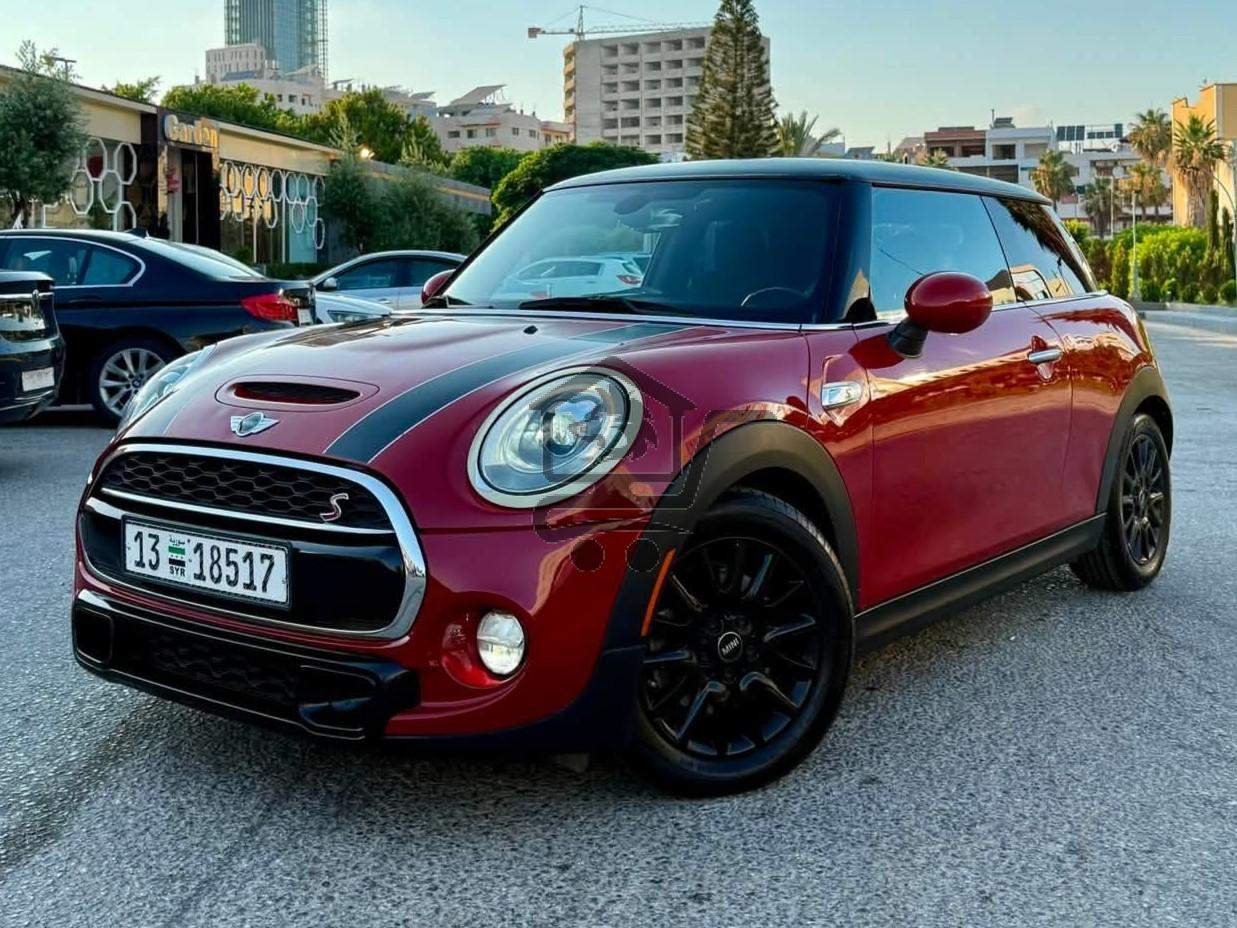 MINI Cooper S JCW - الصورة 1