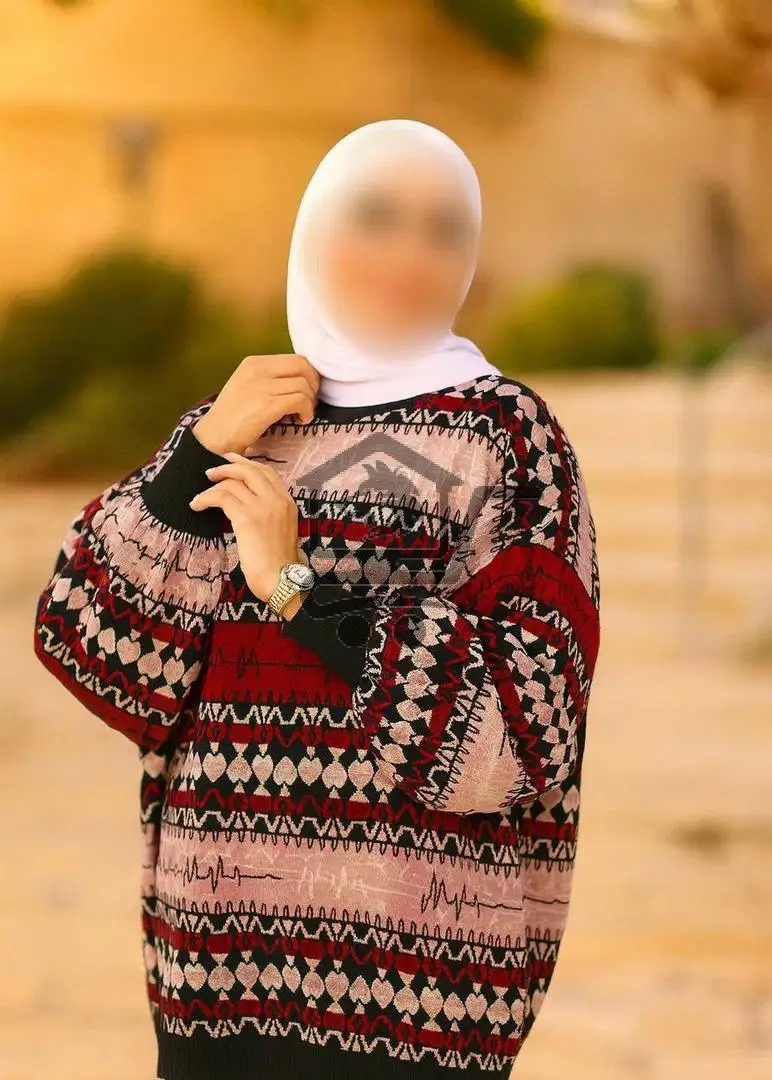 طقم نسواني قطعتين - الصورة 1