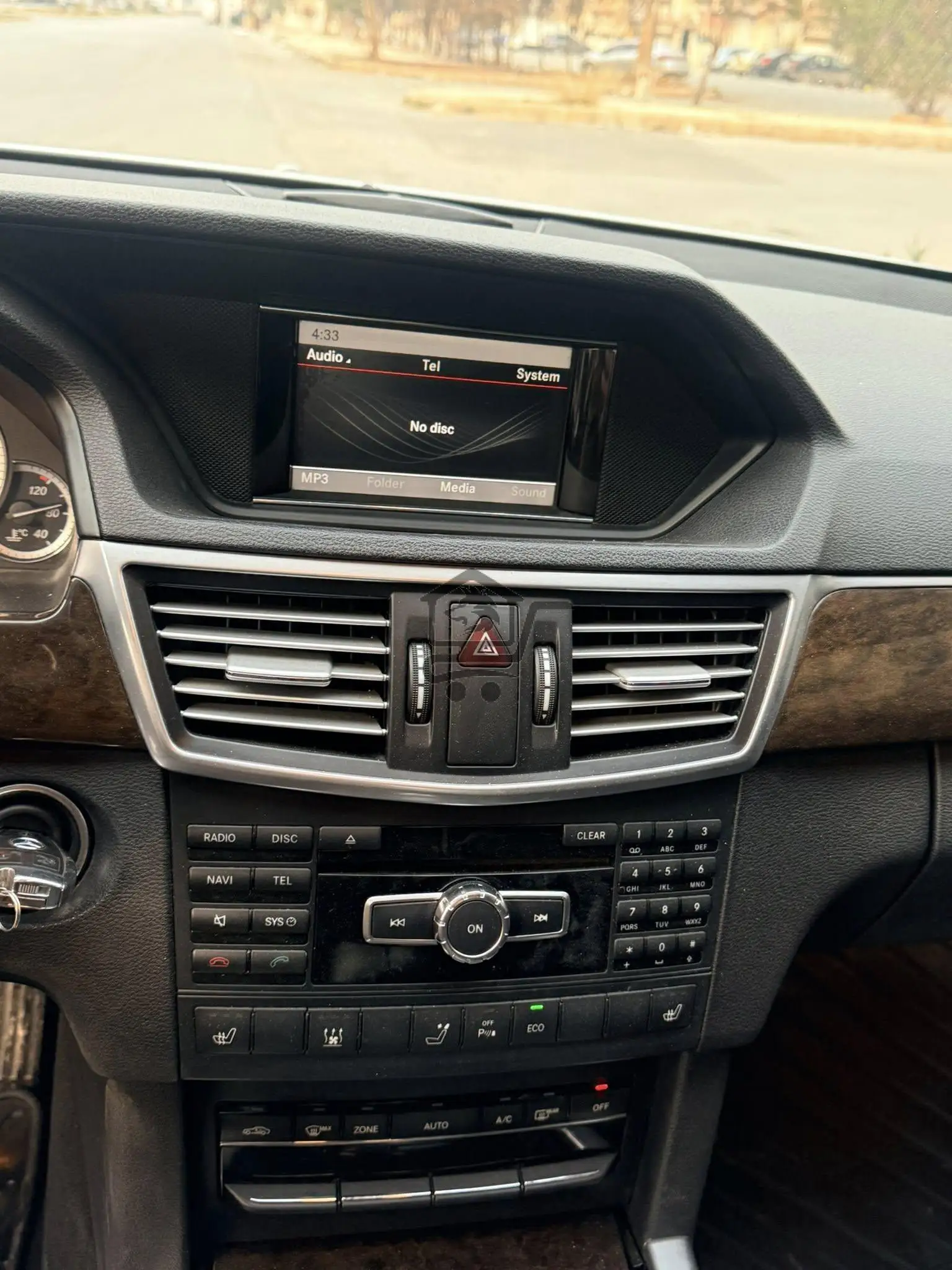 مرسيدس ديزل E300 2012 - الصورة 7