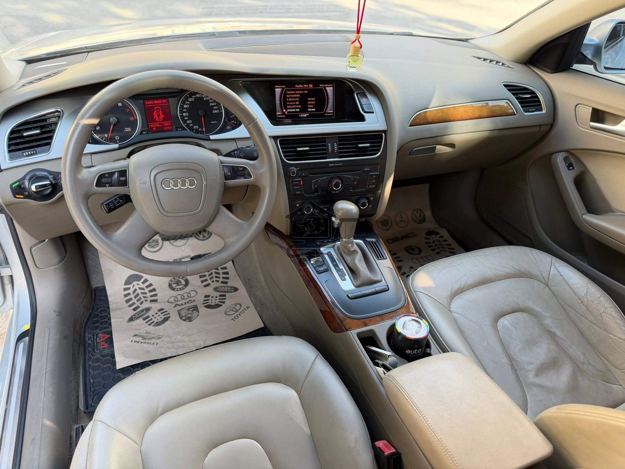 Audi A4 2011 - الصورة 6