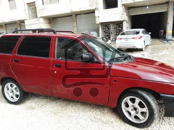 لادا 111 كرت 2001 - الصورة 1