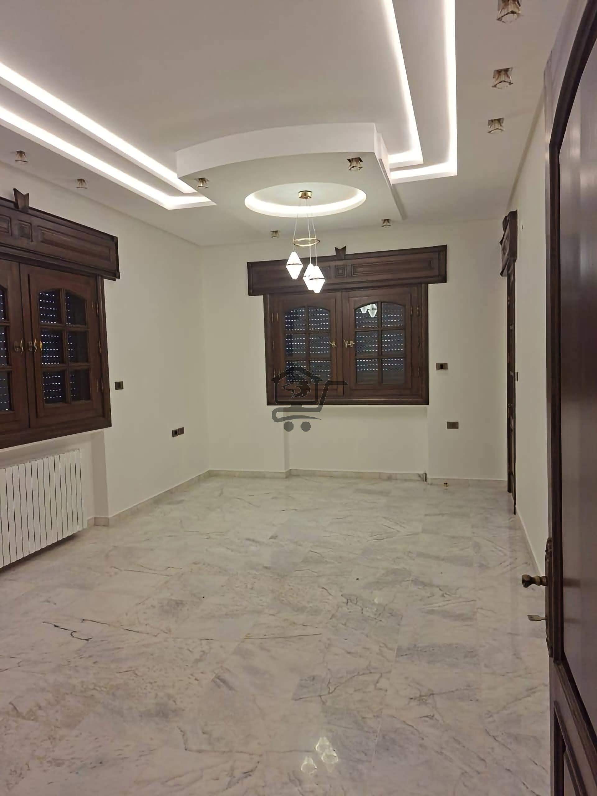 منزل فاخر - الصورة 2
