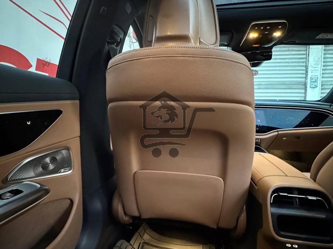 Mercedes E300 2026 - الصورة 9
