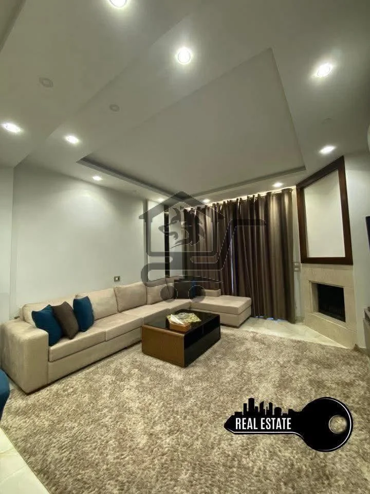 شقة مع تراس وحديقة - الصورة 2