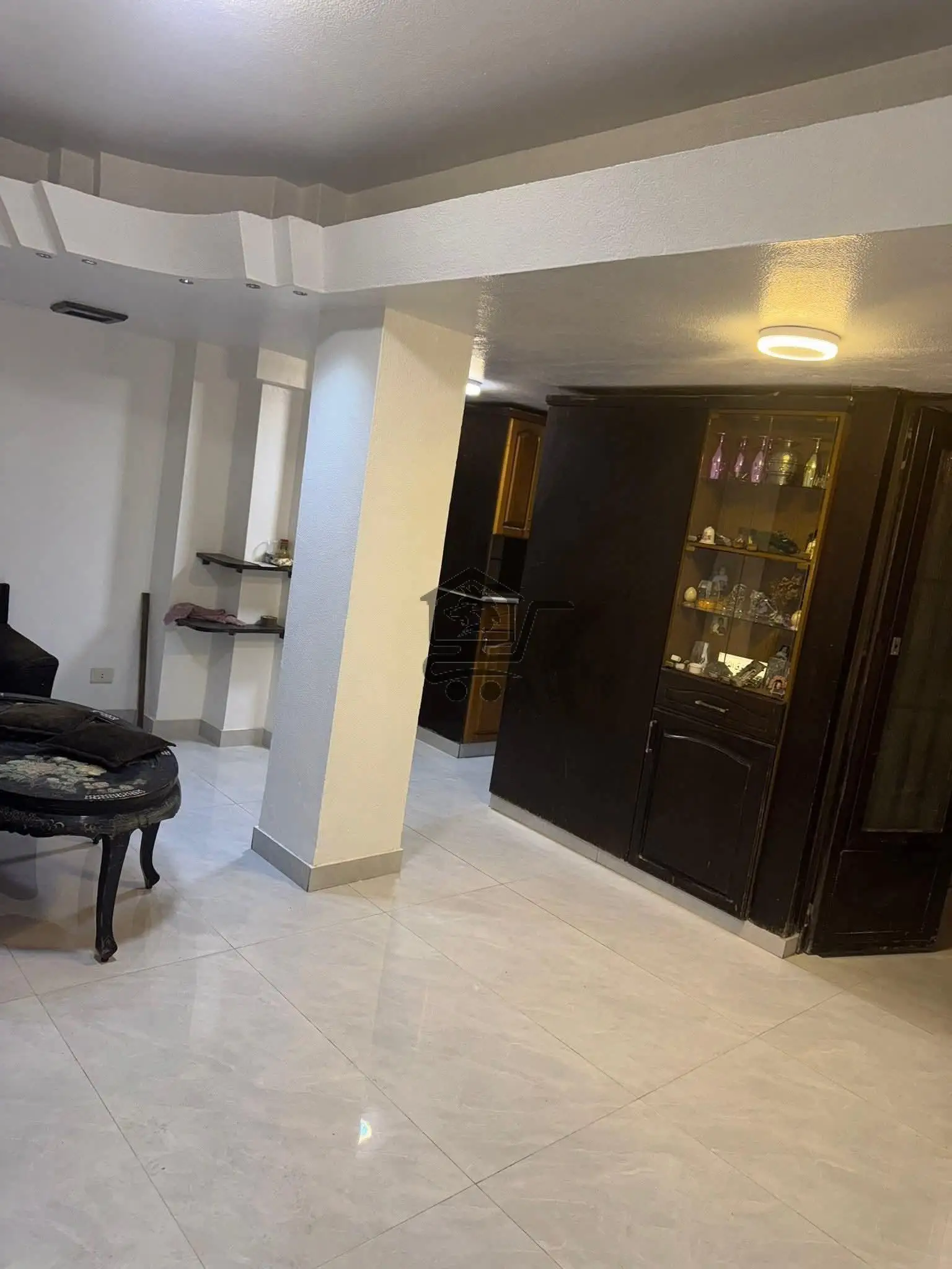 قبو بكسوة سوبر ديلوكس