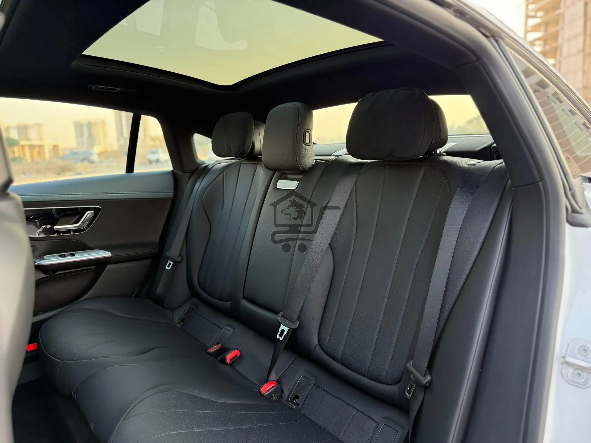 Mercedes - الصورة 7