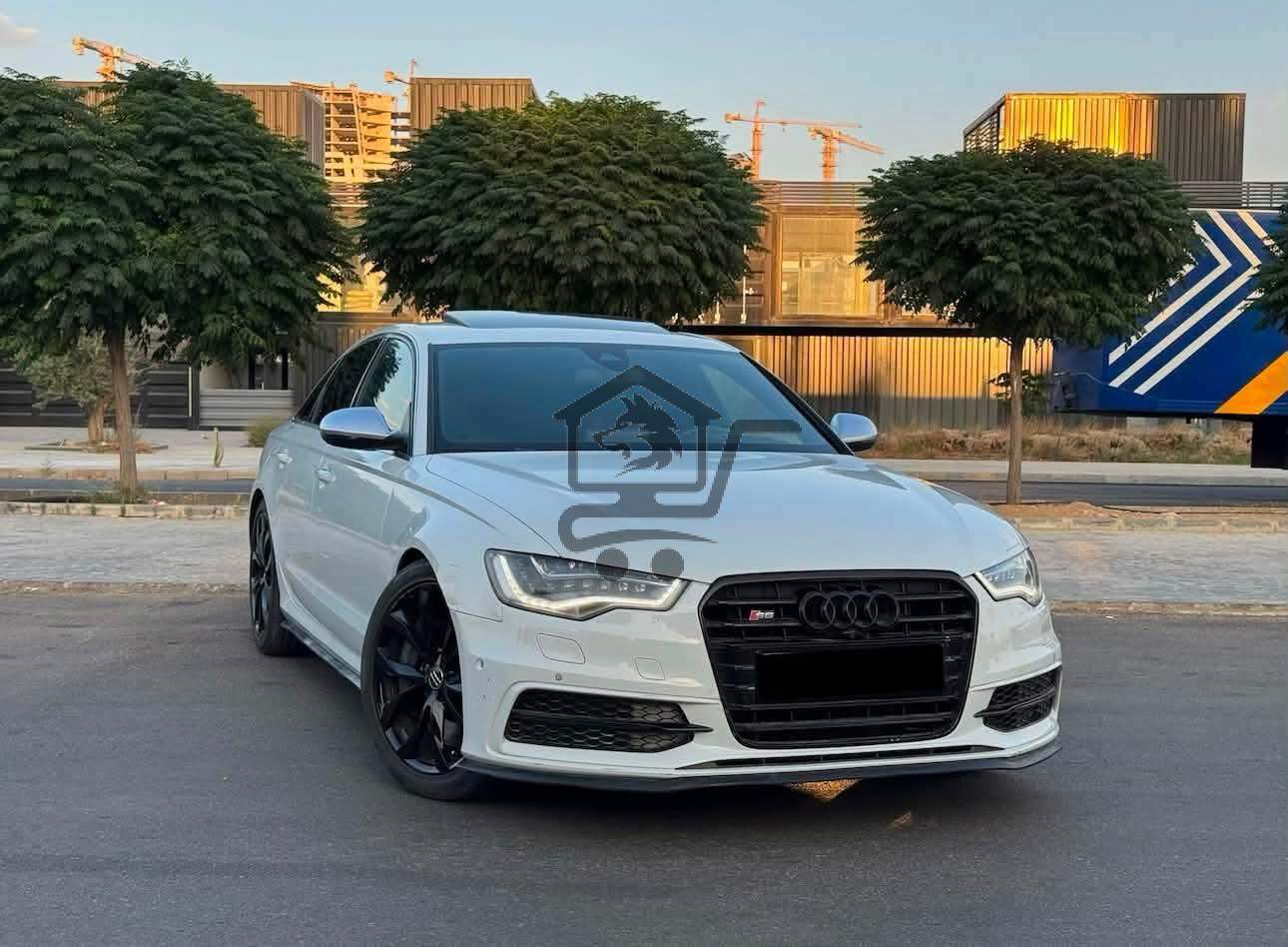 AUDI S6 - الصورة 9