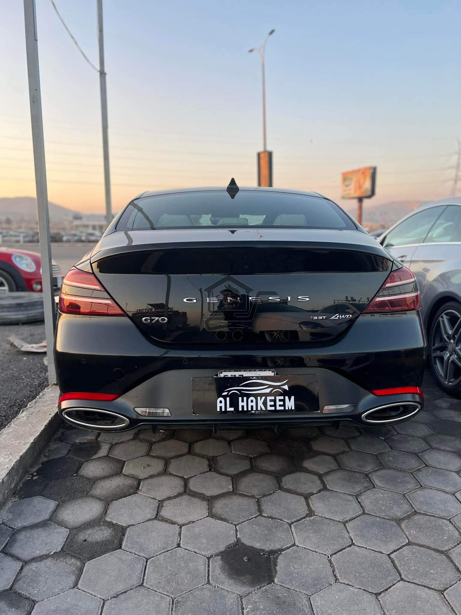 جينيس G70 - الصورة 1