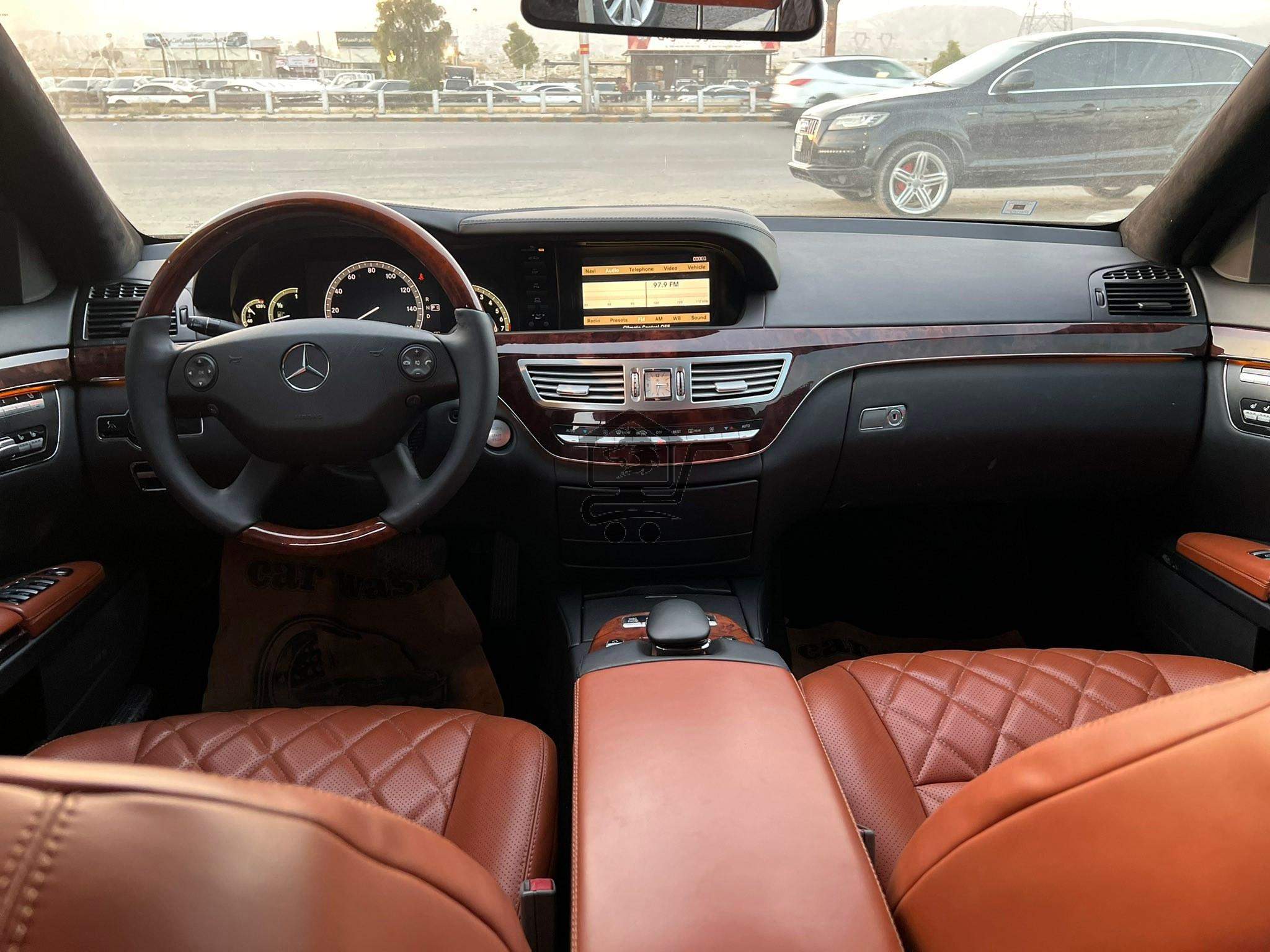 Mercedes-Benz S550 - الصورة 7