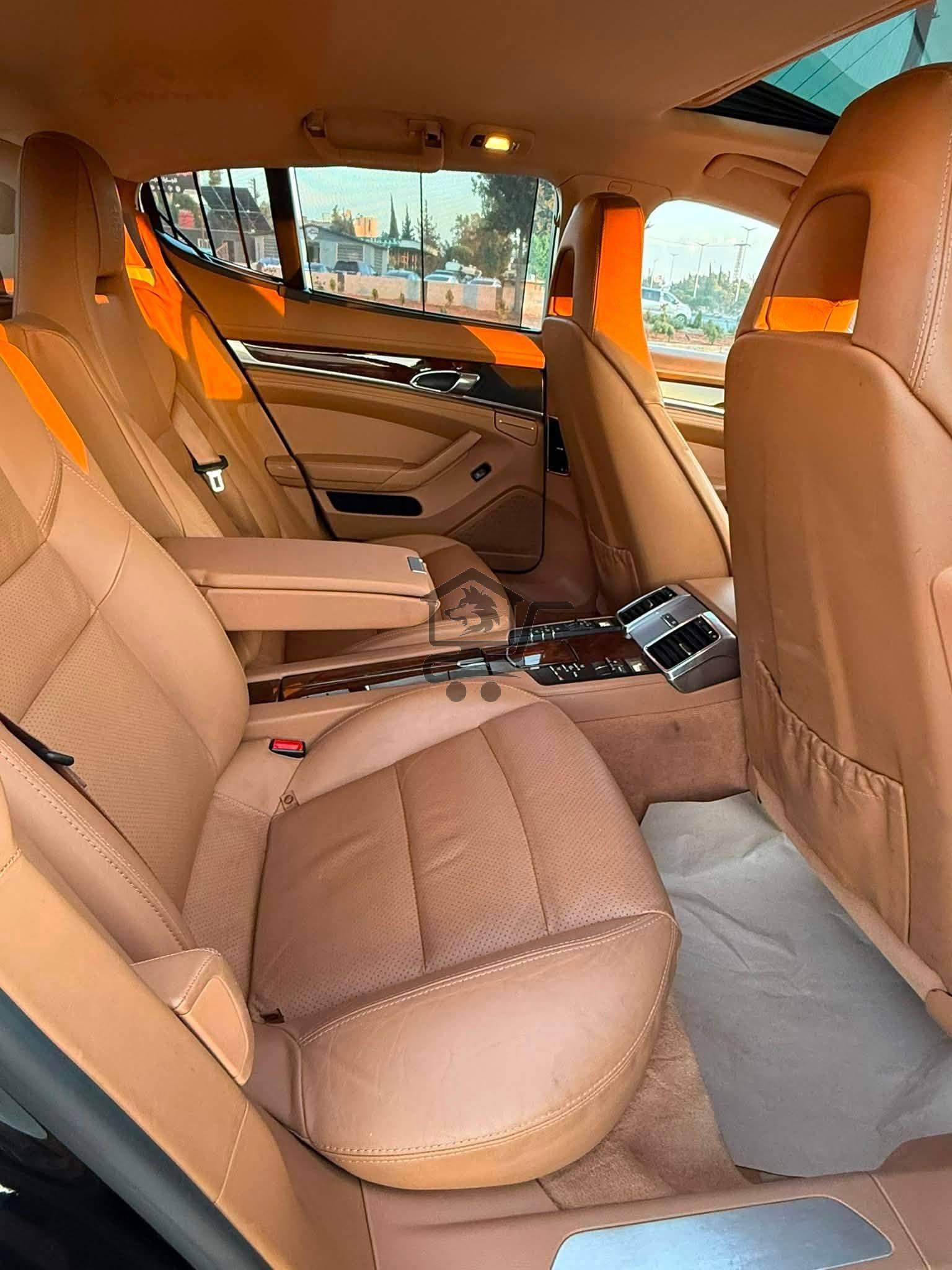 Porsche Panamera 2012 - الصورة 10