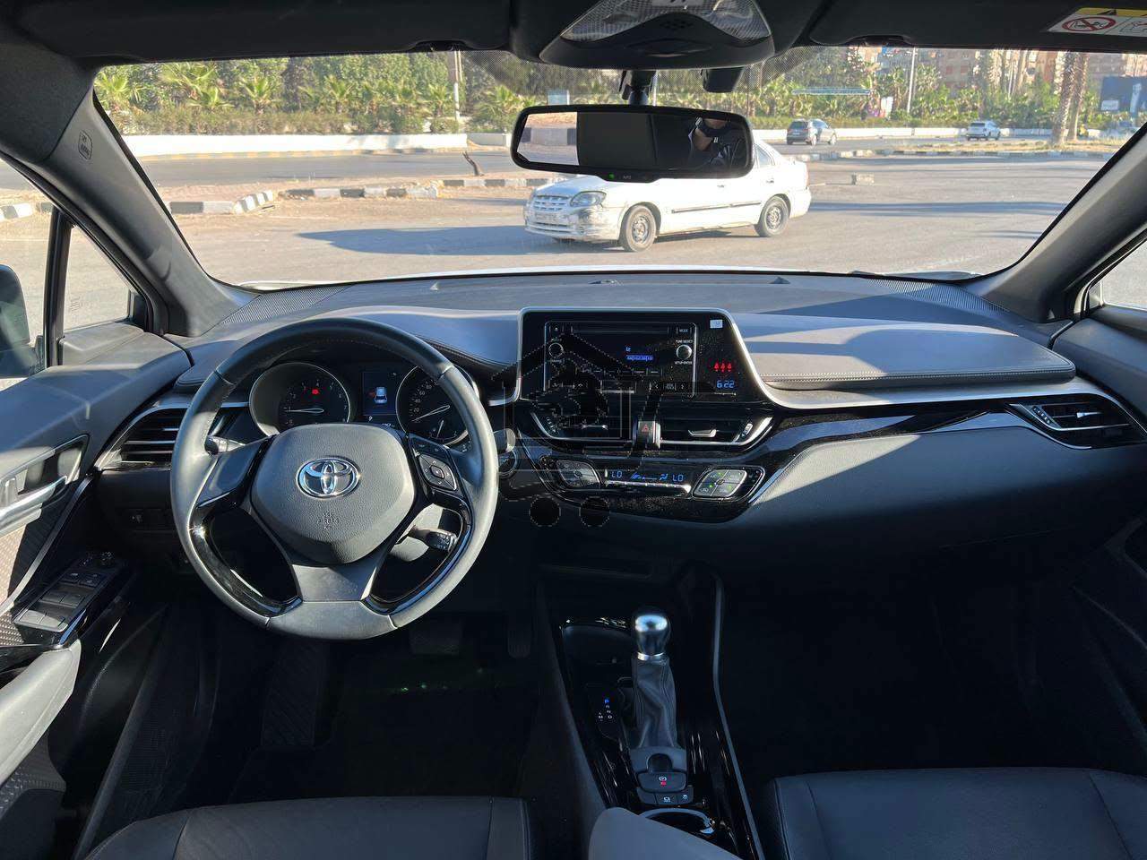 Toyota C-HR 2023 - الصورة 6