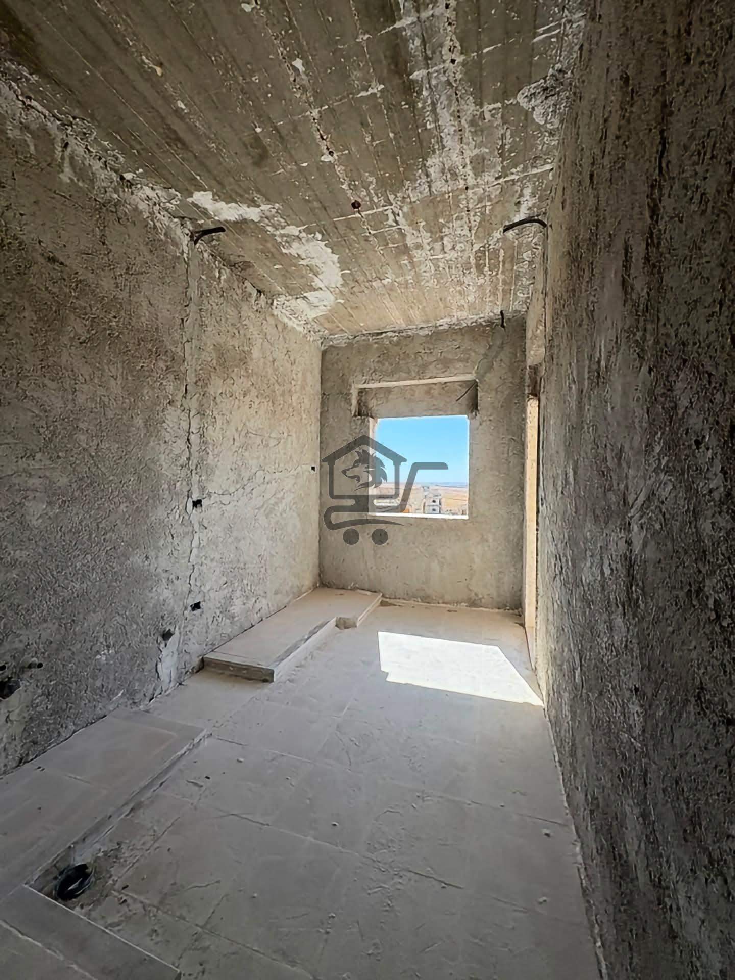 منول فاخر - الصورة 2
