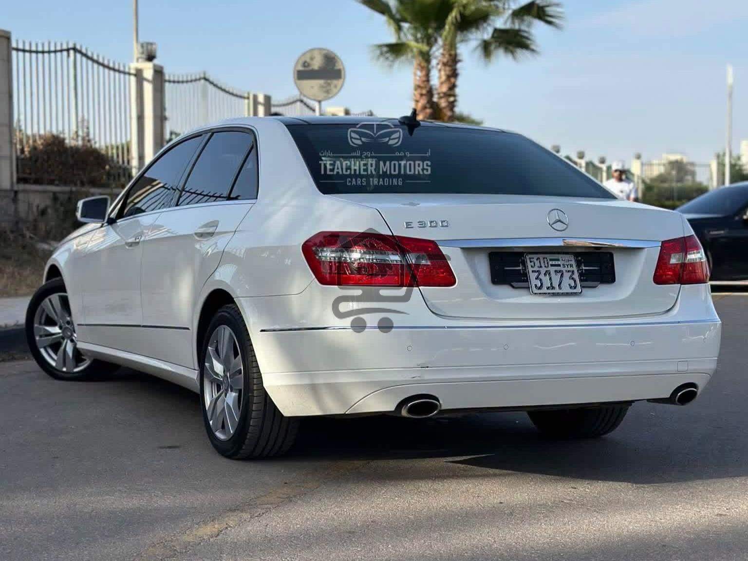 Mercedes E300 2013 - الصورة 2