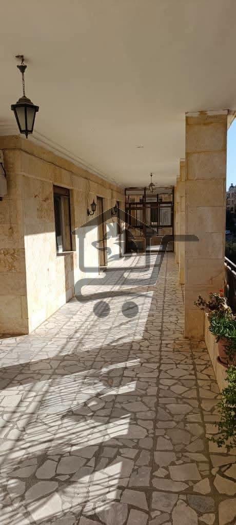 منزل فاخر - الصورة 3