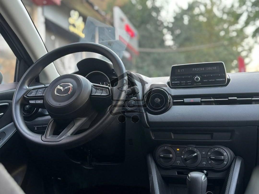 Mazda 2 2025 - الصورة 9