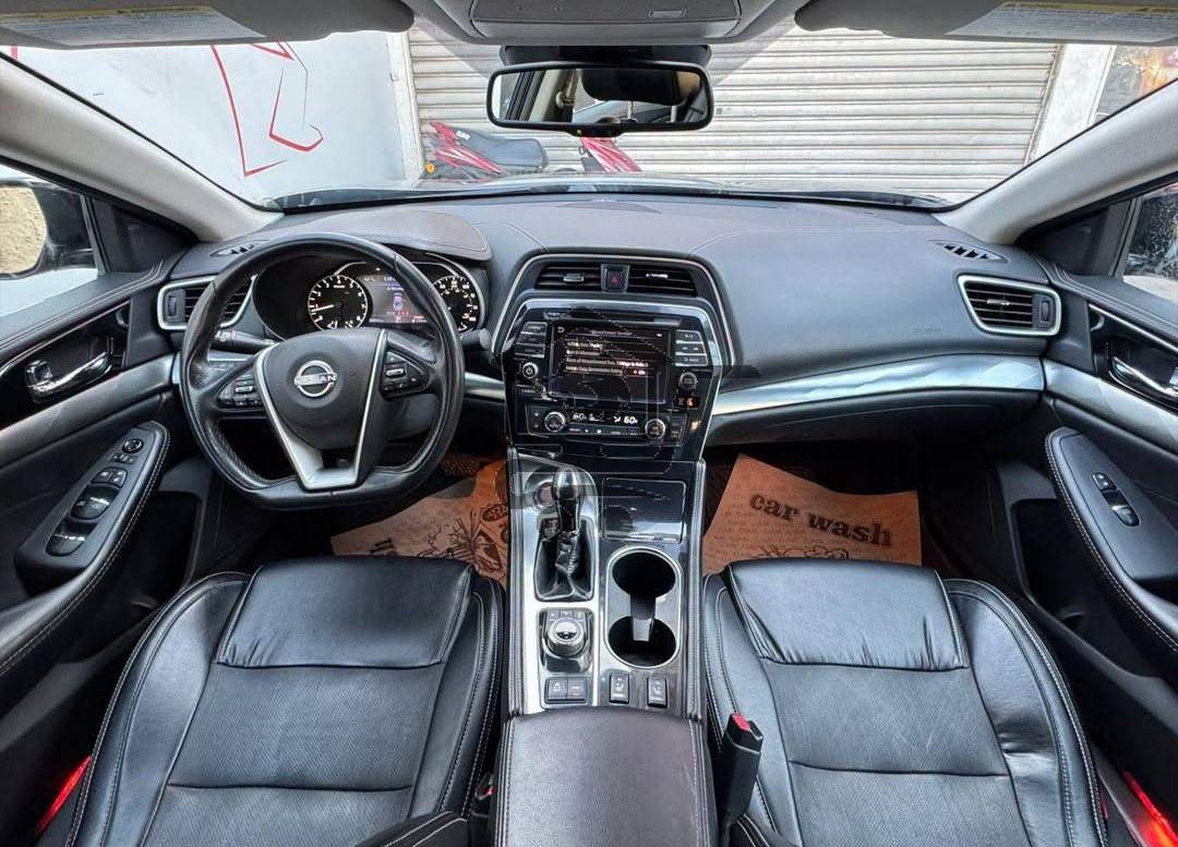 Nissan Maxima SV 2023 - الصورة 6