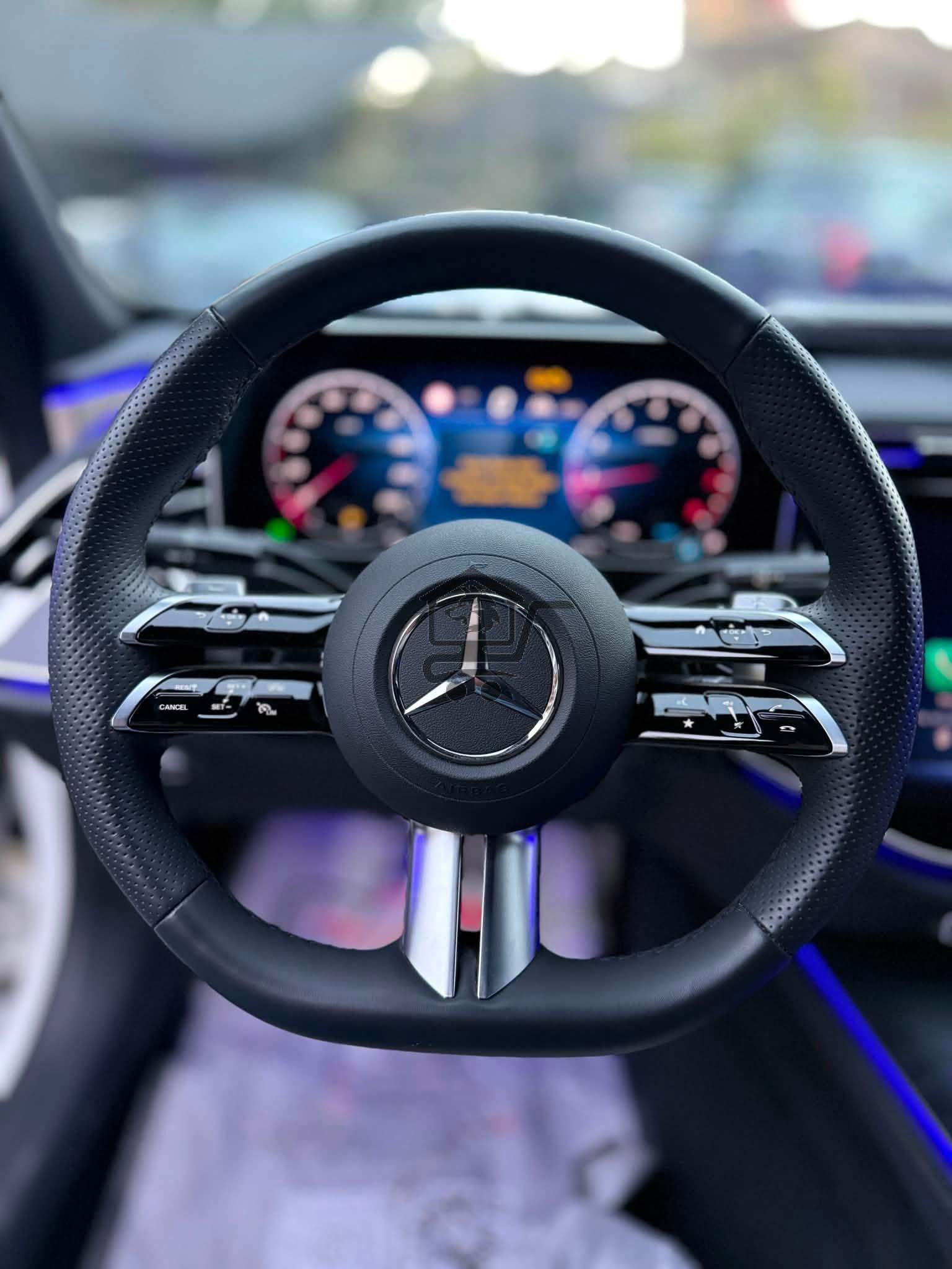 Mercedes E300 4Matic 2026 - الصورة 8