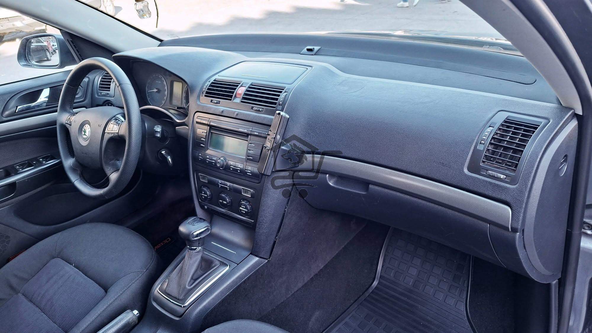 Skoda Octavia 2009 - الصورة 8