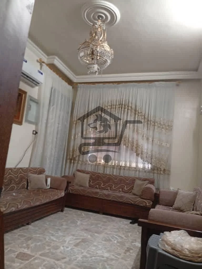 شقة ثلاث غرف بدون فرش - الصورة 1