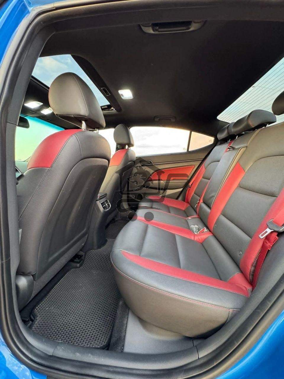 Hyundai Avanti Sport 2017 - الصورة 9