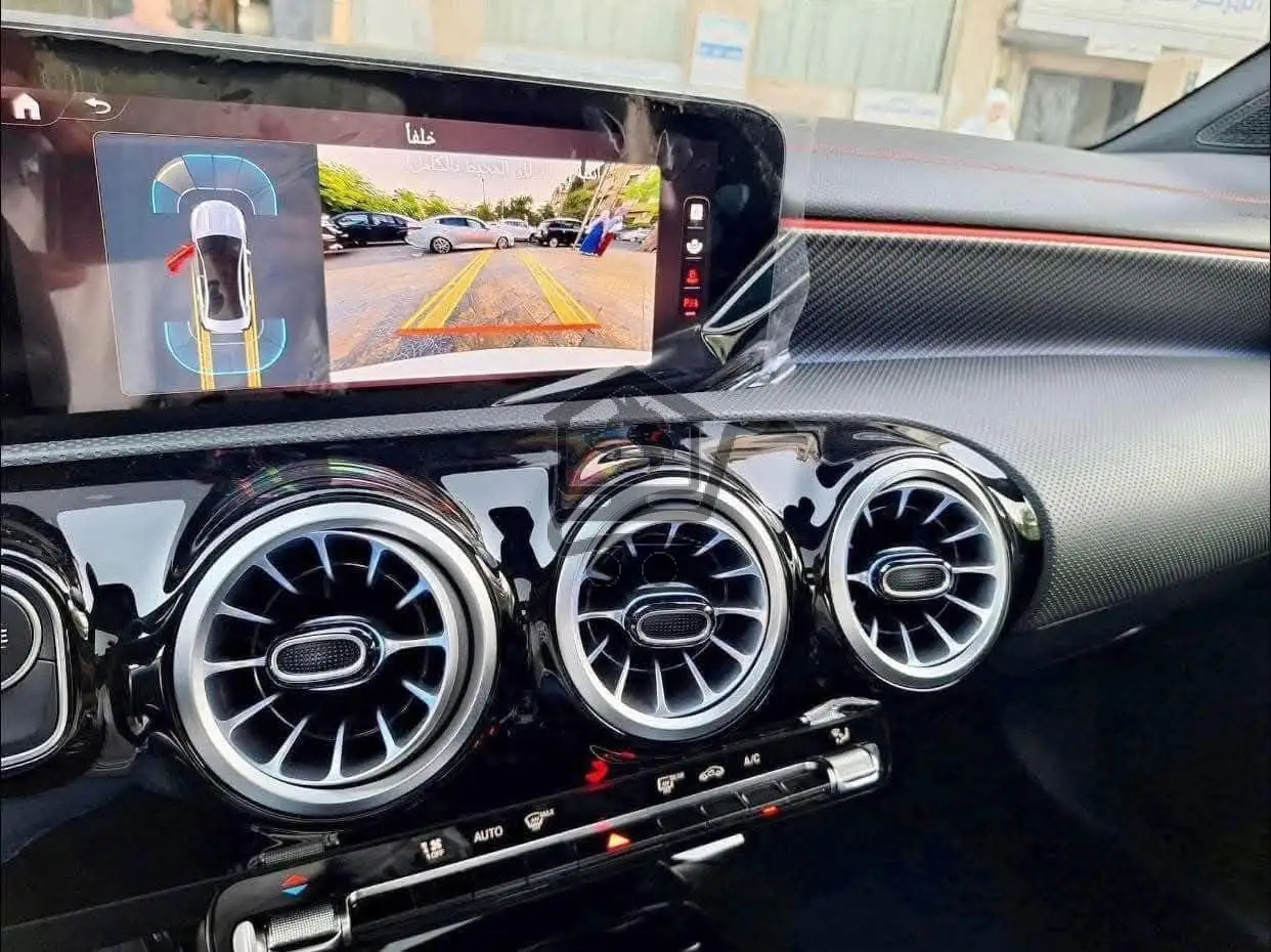 Mercedes-Benz A200 - الصورة 7