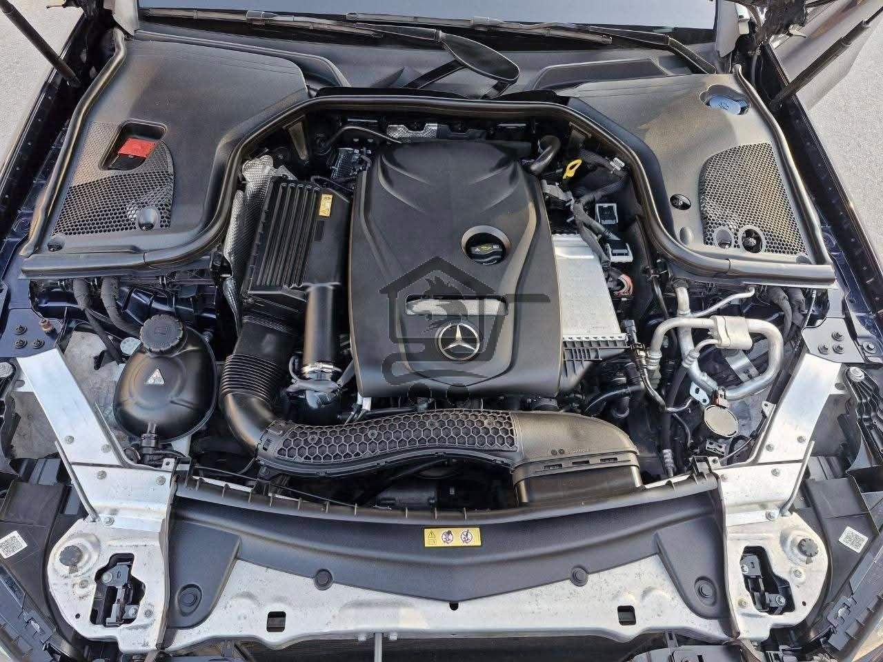 Mercedes-Benz E300 4Matic 2017 - الصورة 9