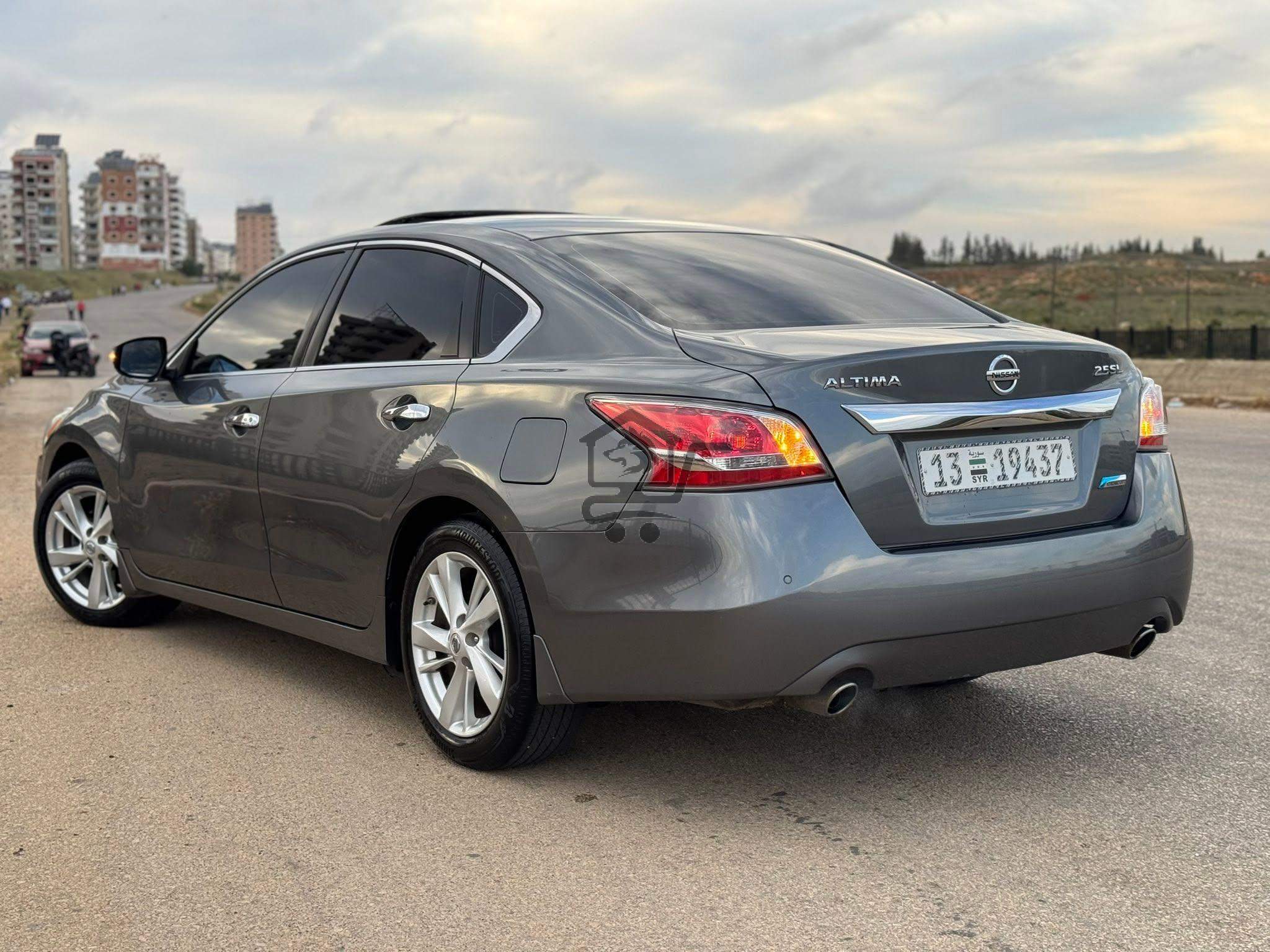 Nissan Altima 2015 - الصورة 2