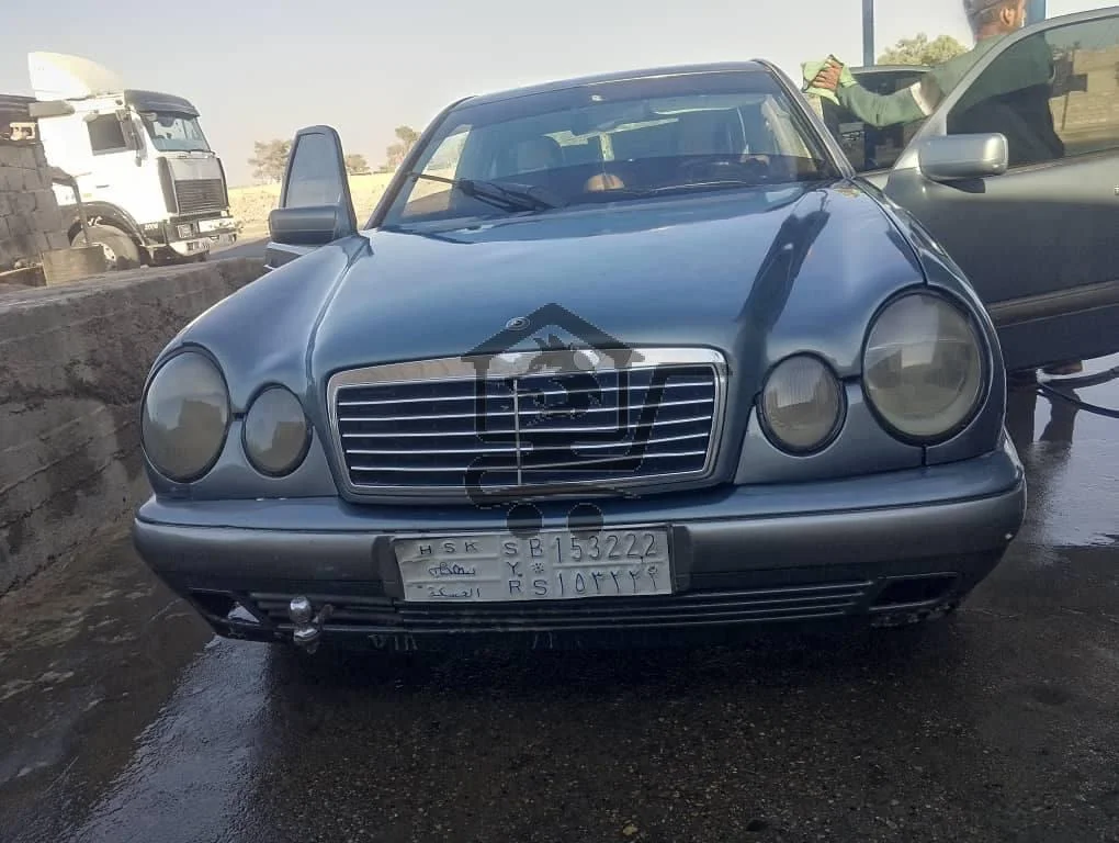 مــرســـيـدس نـمـلـه 2001 - الصورة 2