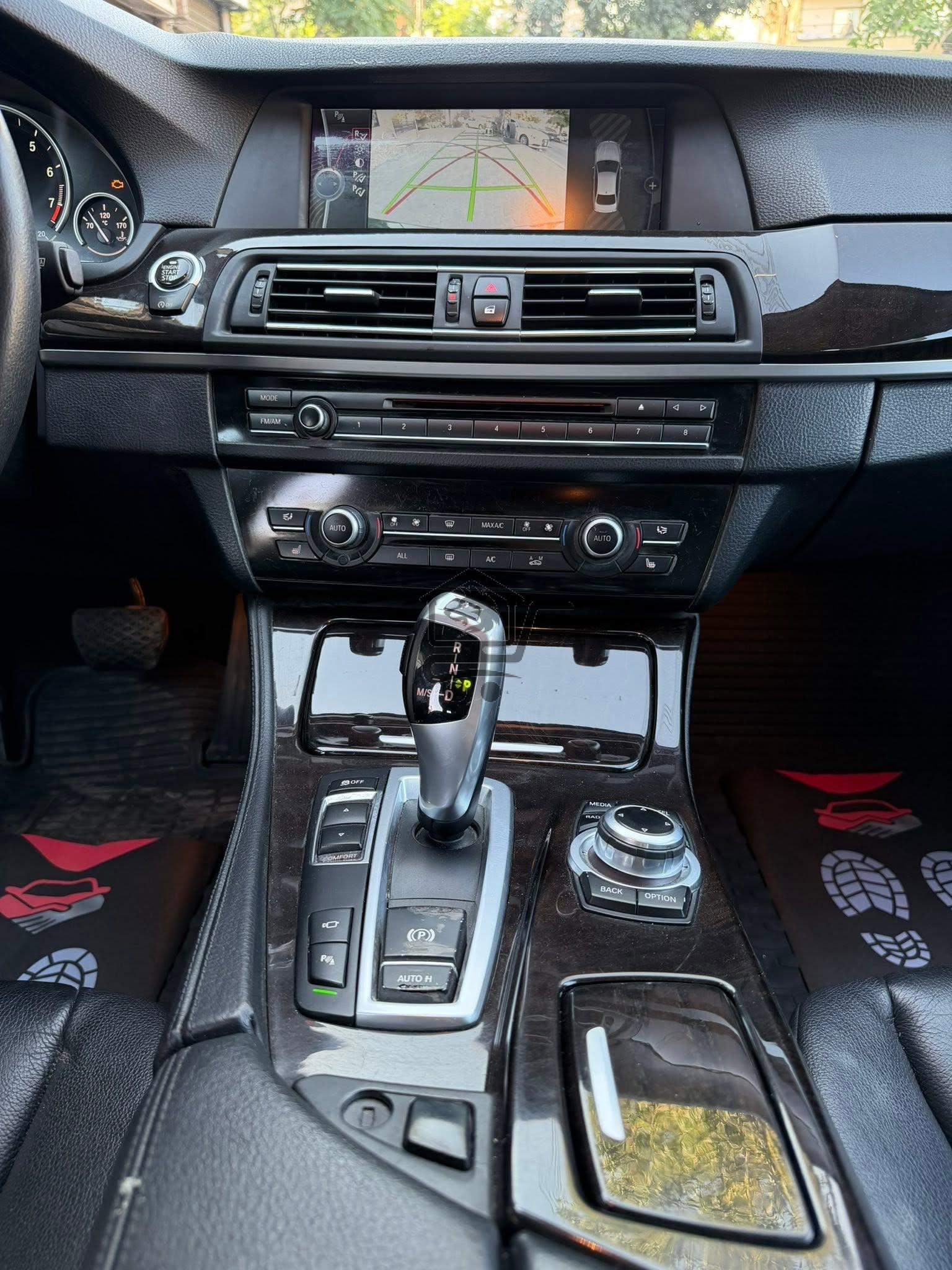 BMW 528i 2013 - الصورة 7