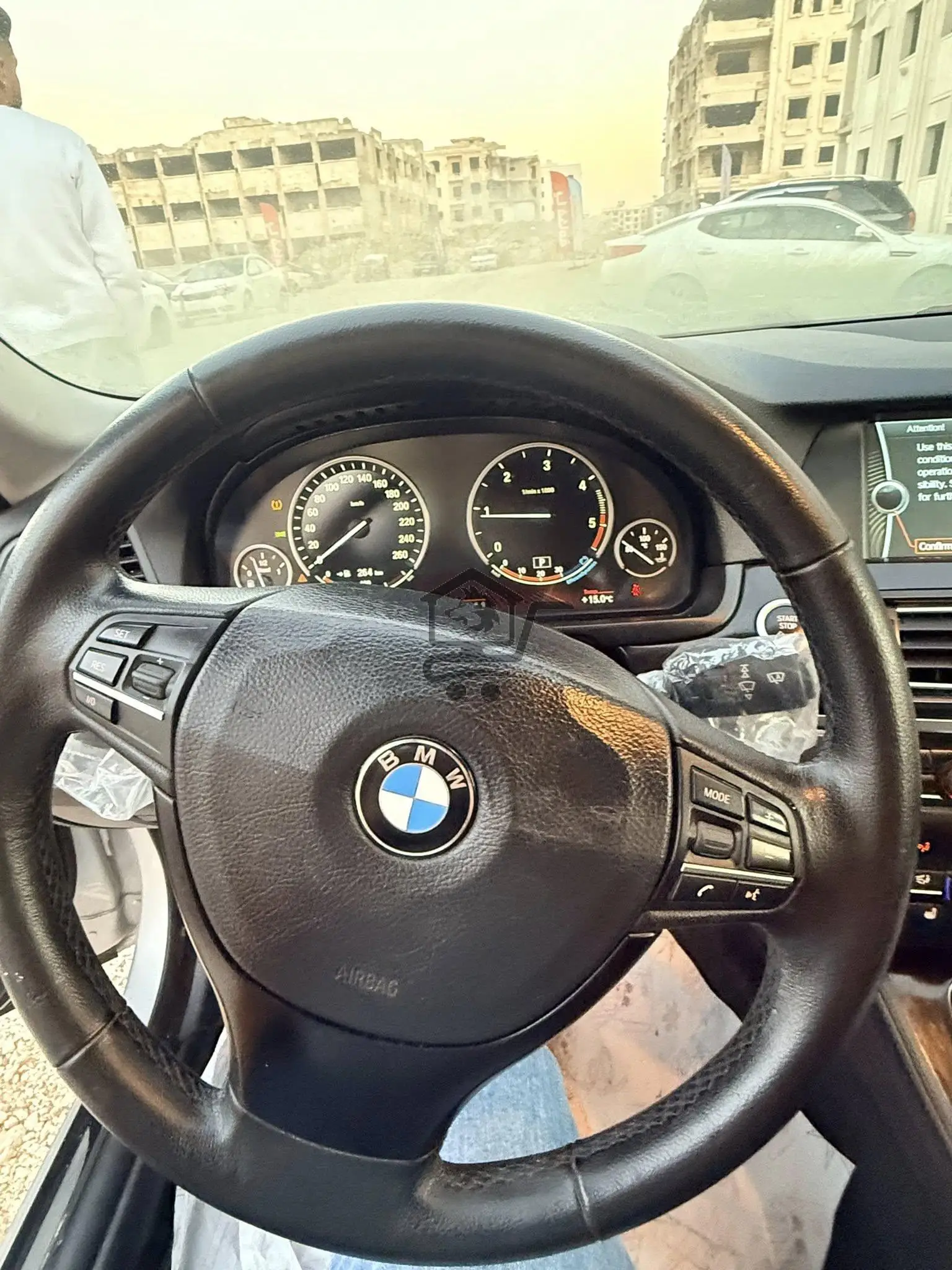 بي ام دبليو  520d 2011 - الصورة 3