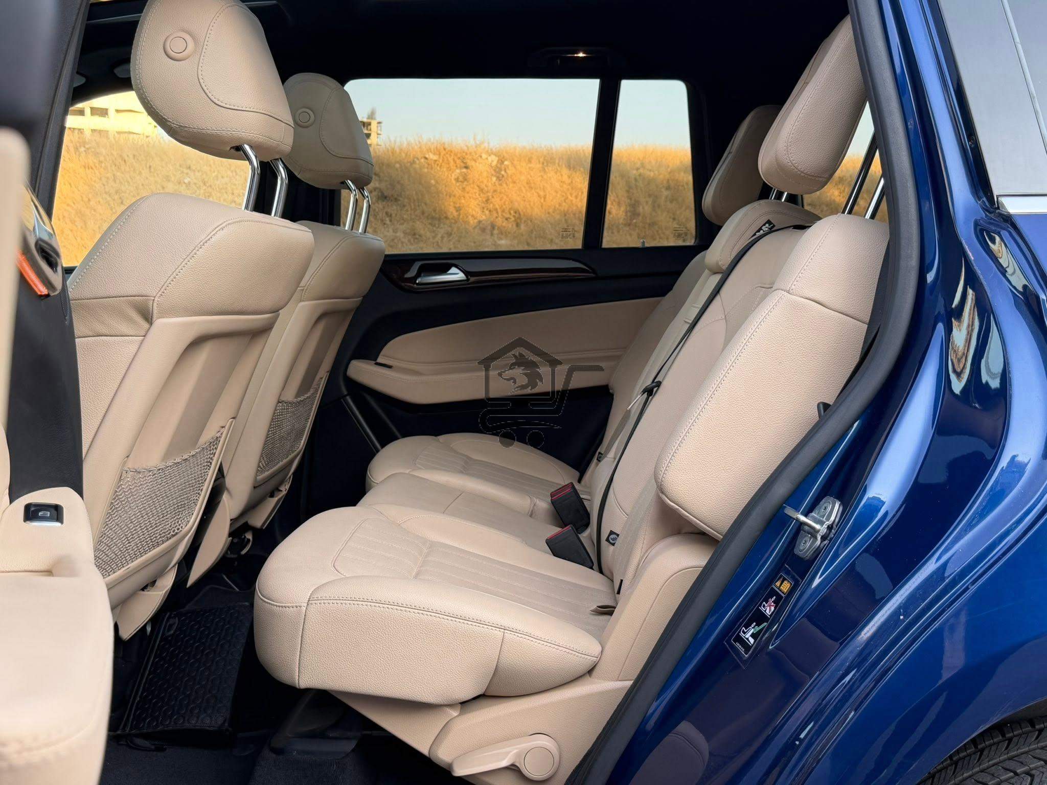 Mercedes-Benz Gls 450 - الصورة 10