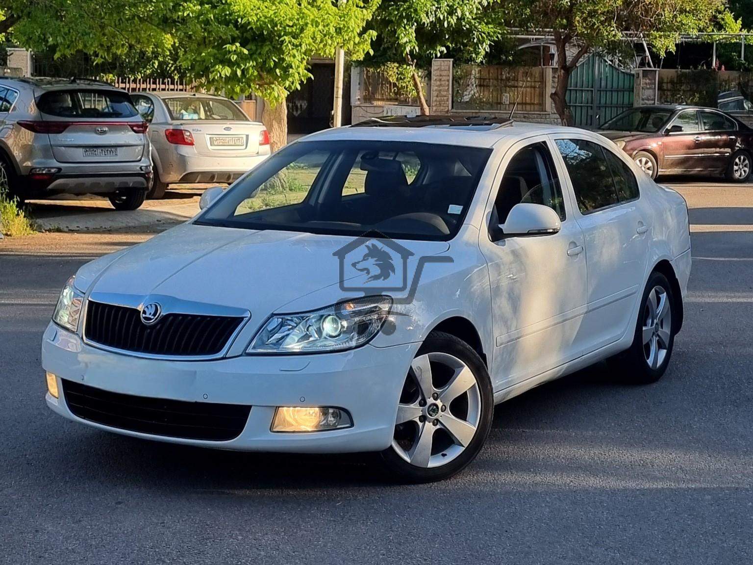 Skoda Oktavia 2010 - الصورة 1