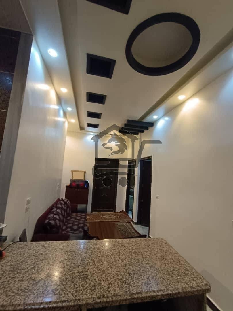 شقة بإكساء جيد جدا - الصورة 2