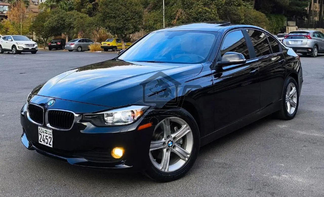 BMW 320i 2015 - الصورة 2