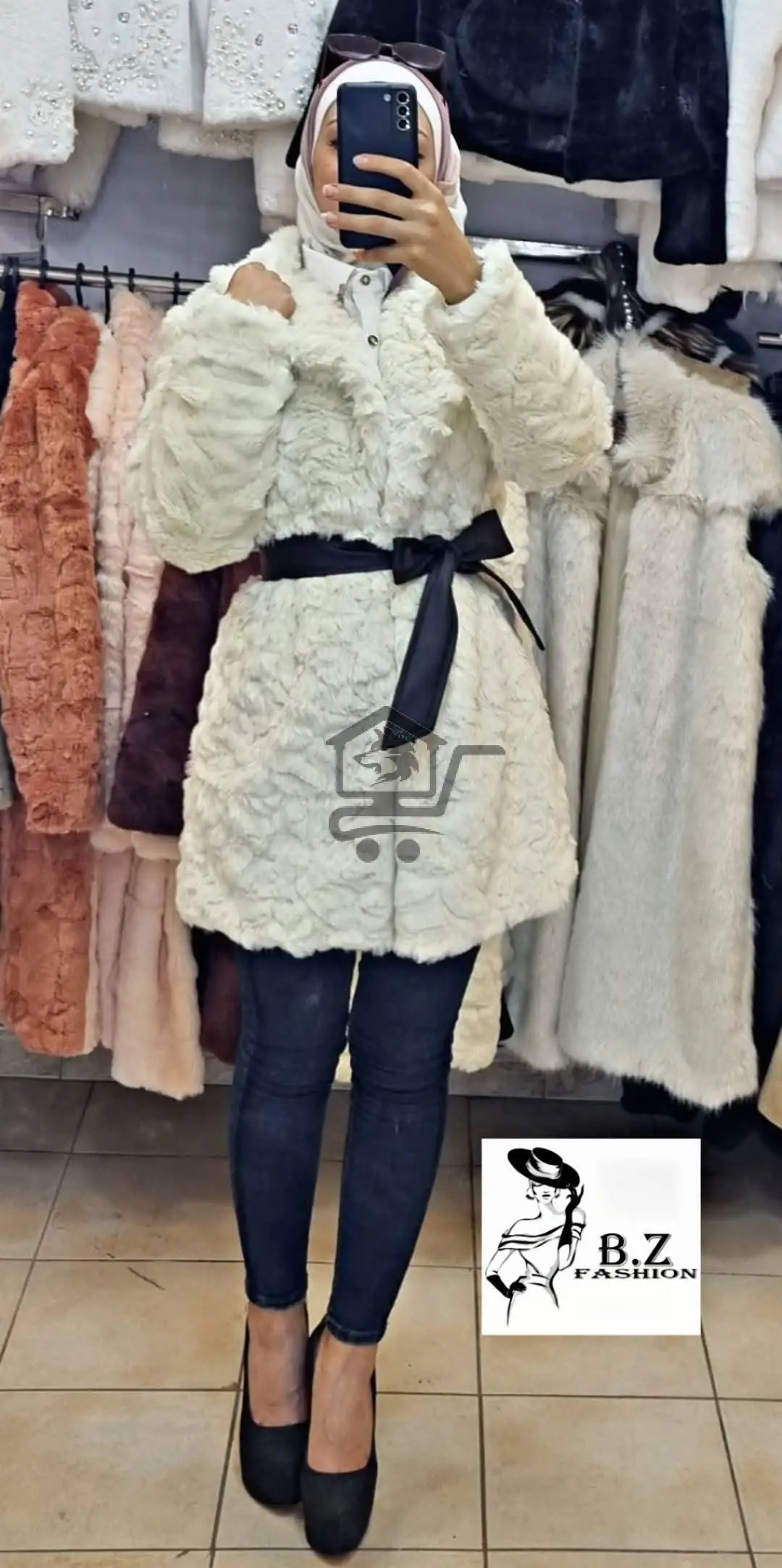 جاكيت الملكي - الصورة 4