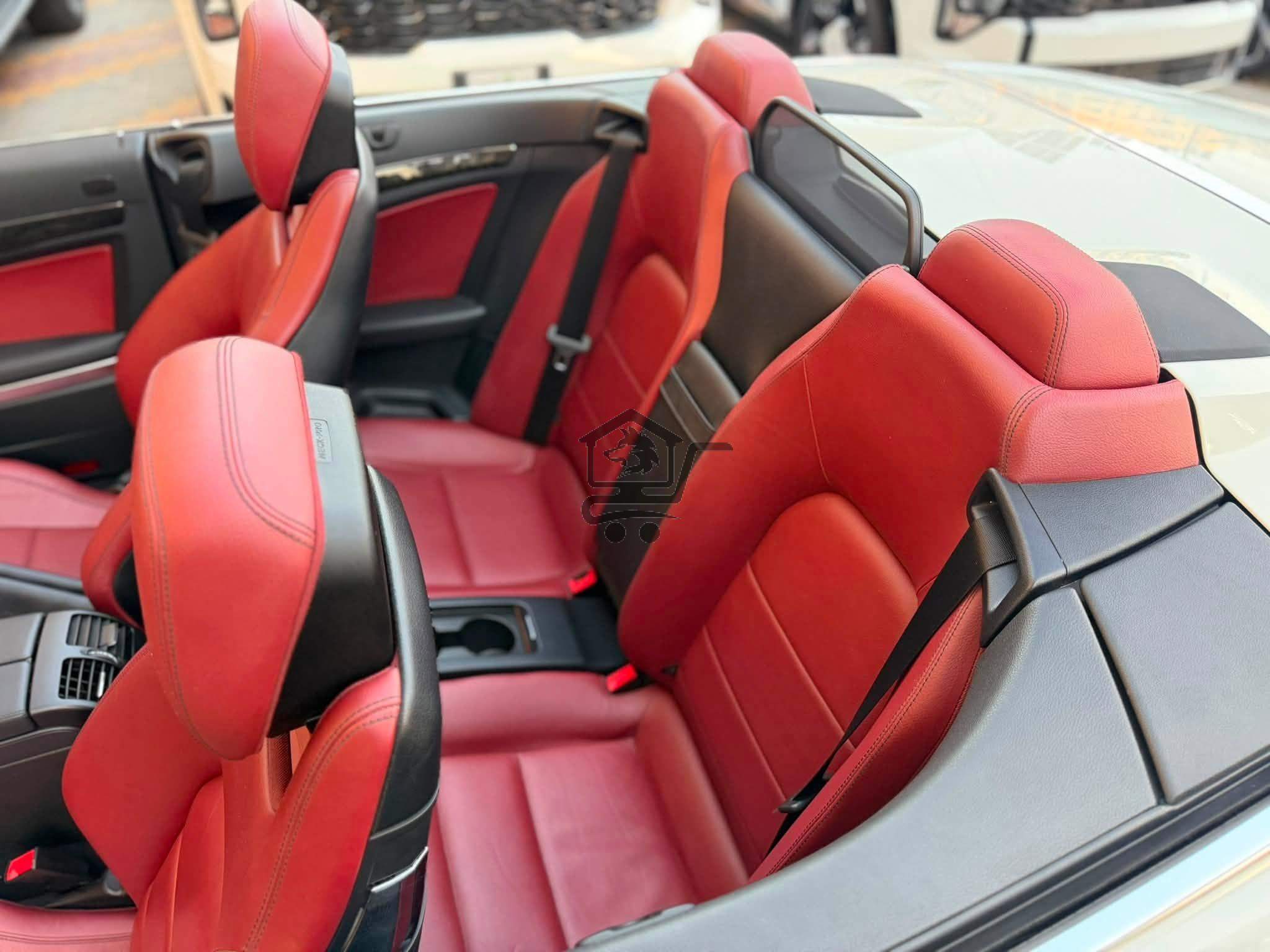 Mercedes-Benz E250 Cabriolet - الصورة 10